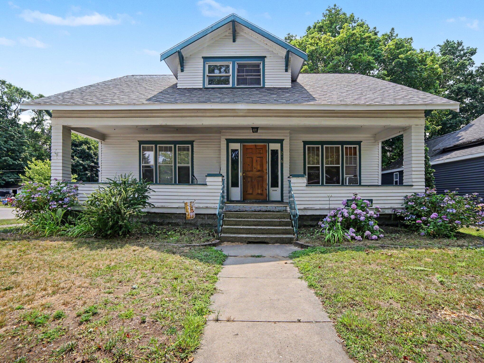216 E Danaher Street Ludington MI 49431