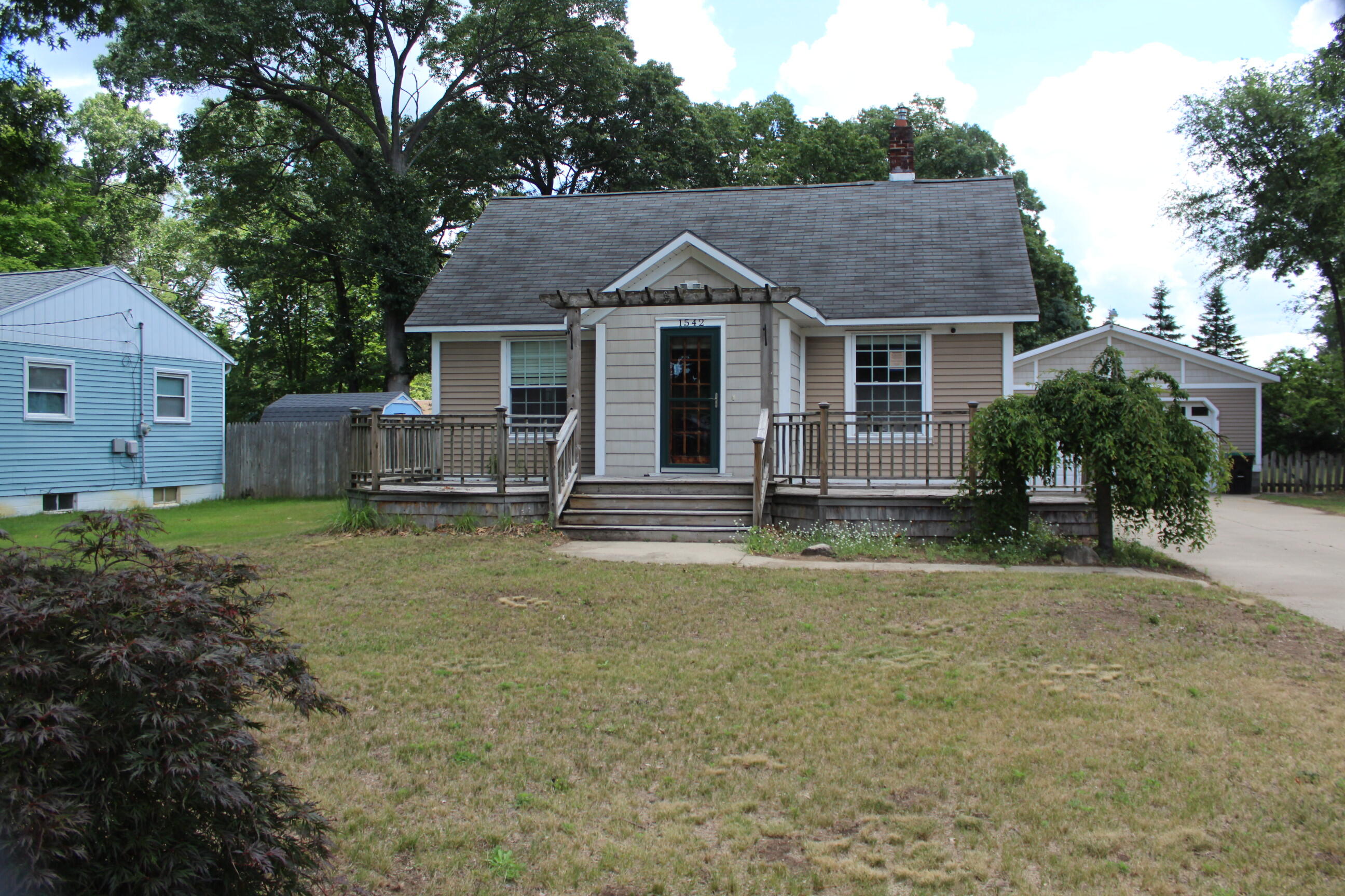 1542 Joslyn Road Muskegon MI 49445