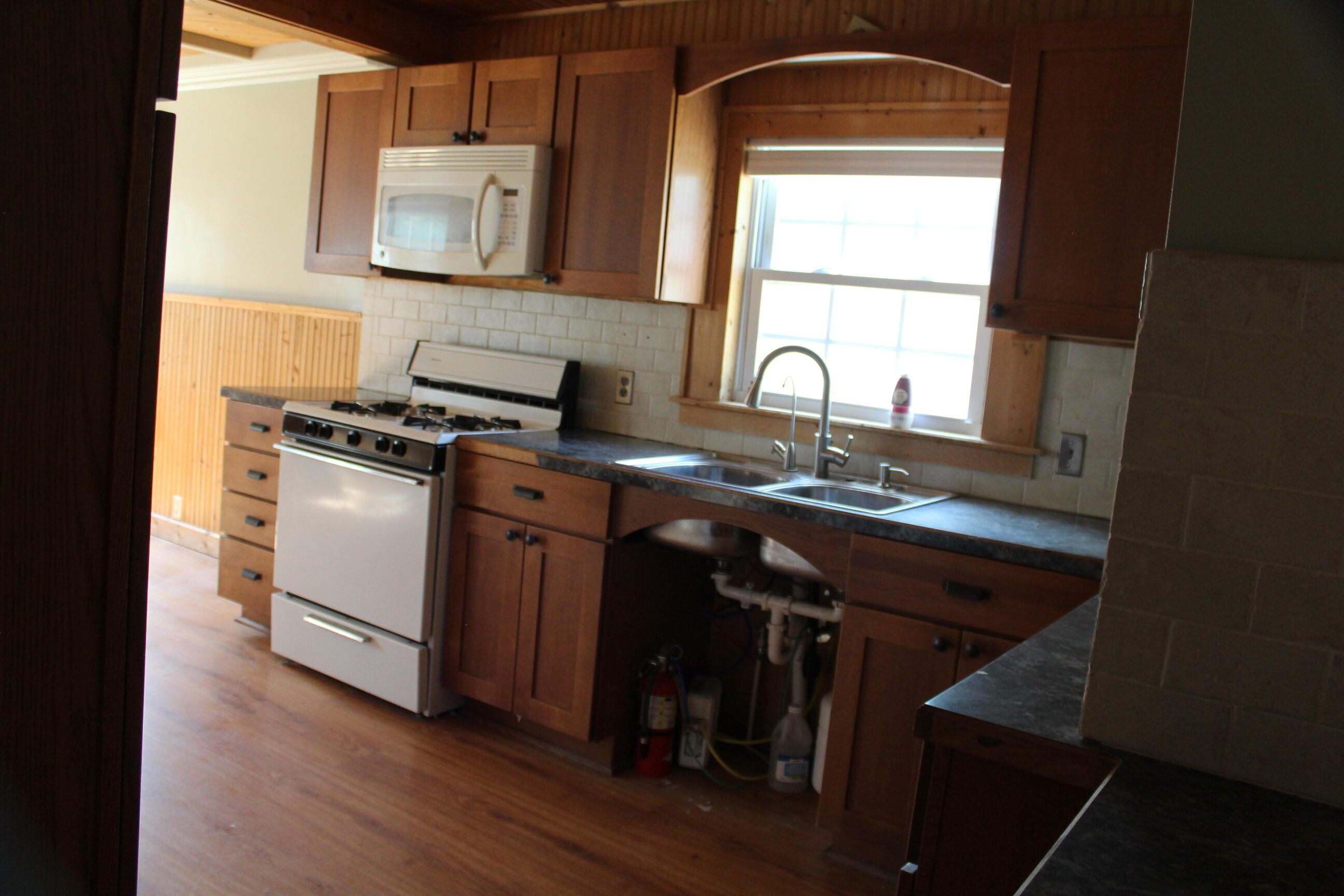 1542 Joslyn Road Muskegon MI 49445