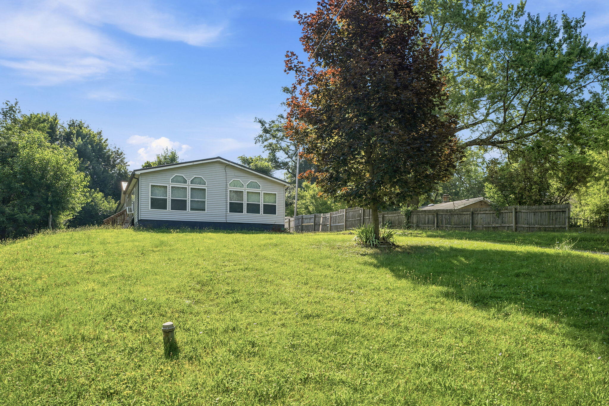 582 Leenhouts Street Kalamazoo MI 49048