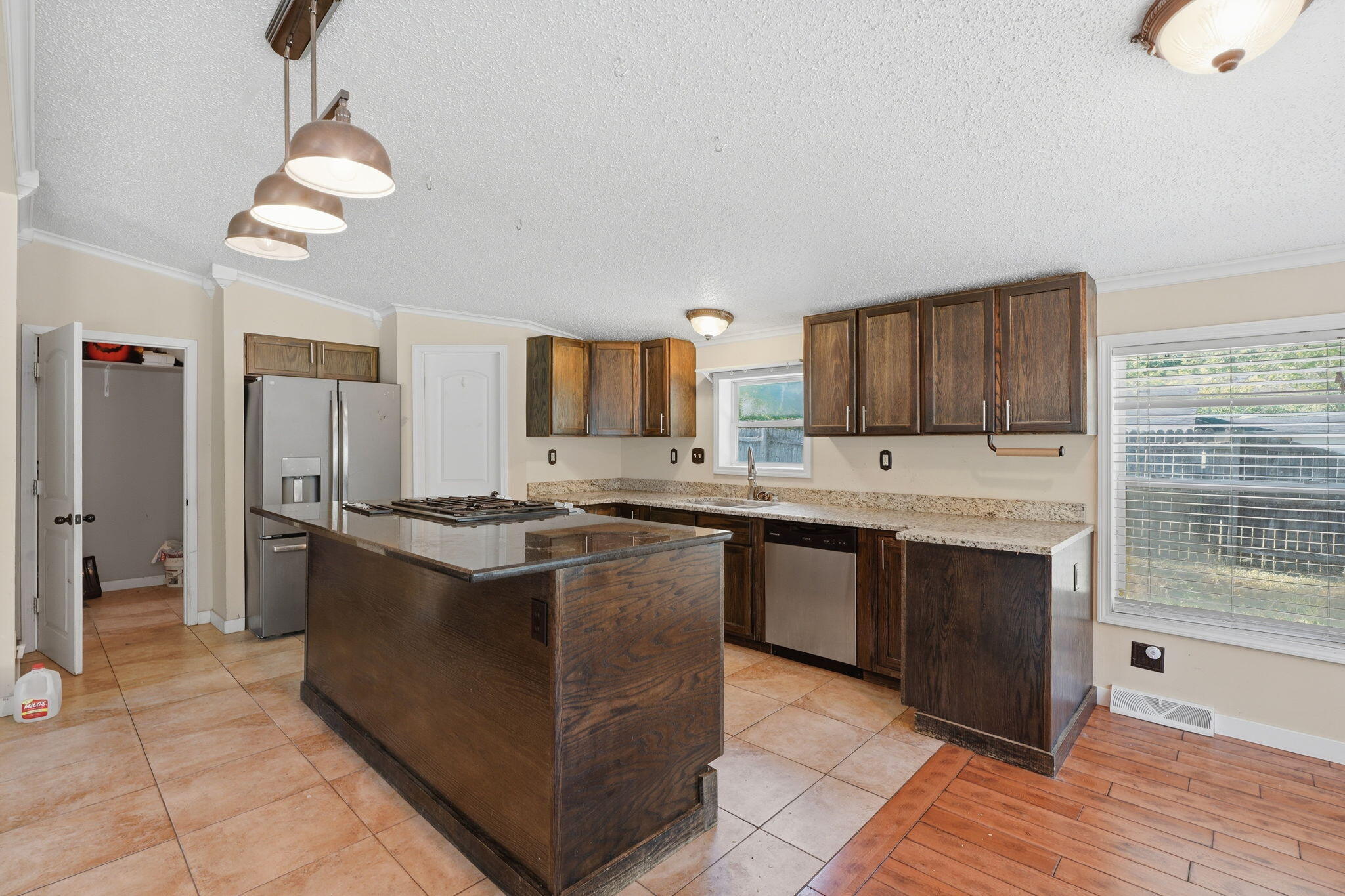 582 Leenhouts Street Kalamazoo MI 49048