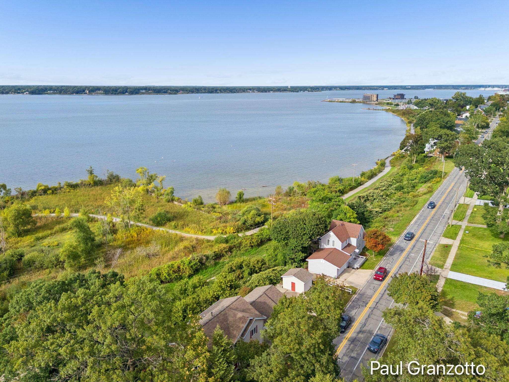 1524 Lakeshore Drive Muskegon MI 49441