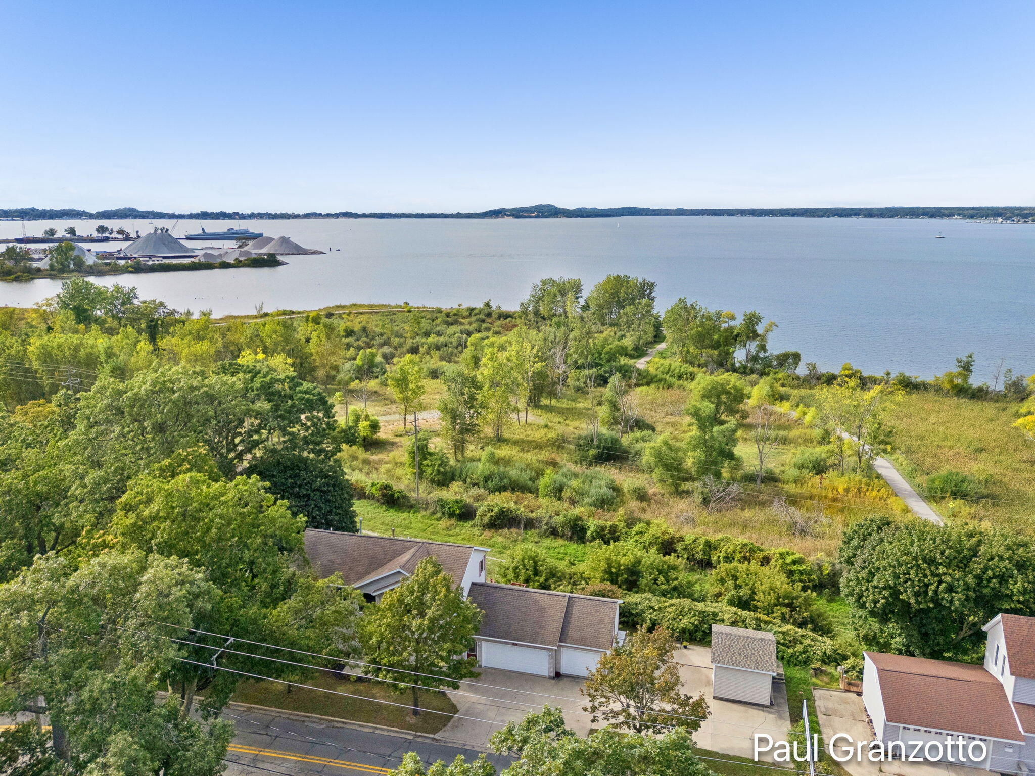 1524 Lakeshore Drive Muskegon MI 49441