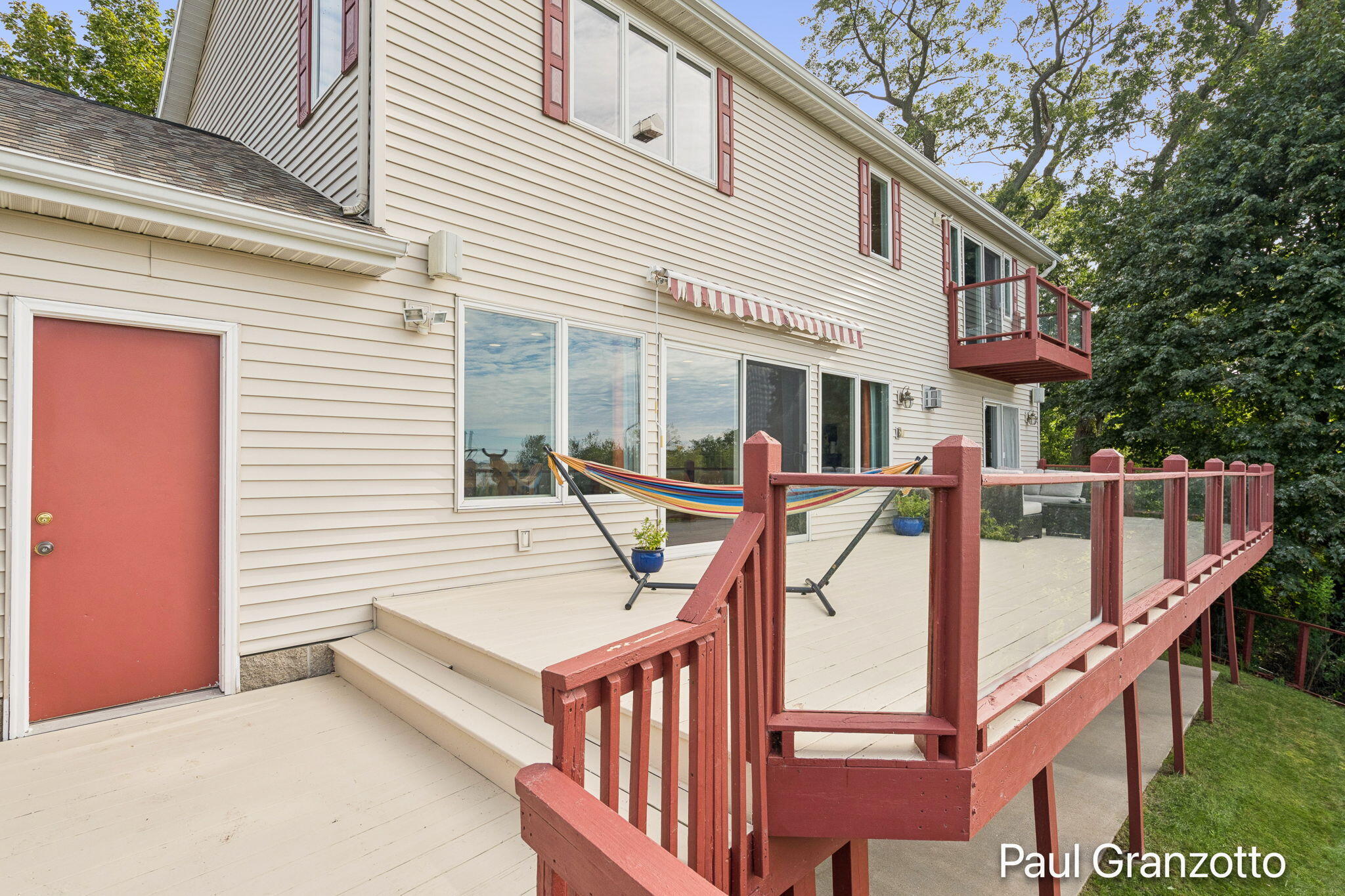 1524 Lakeshore Drive Muskegon MI 49441