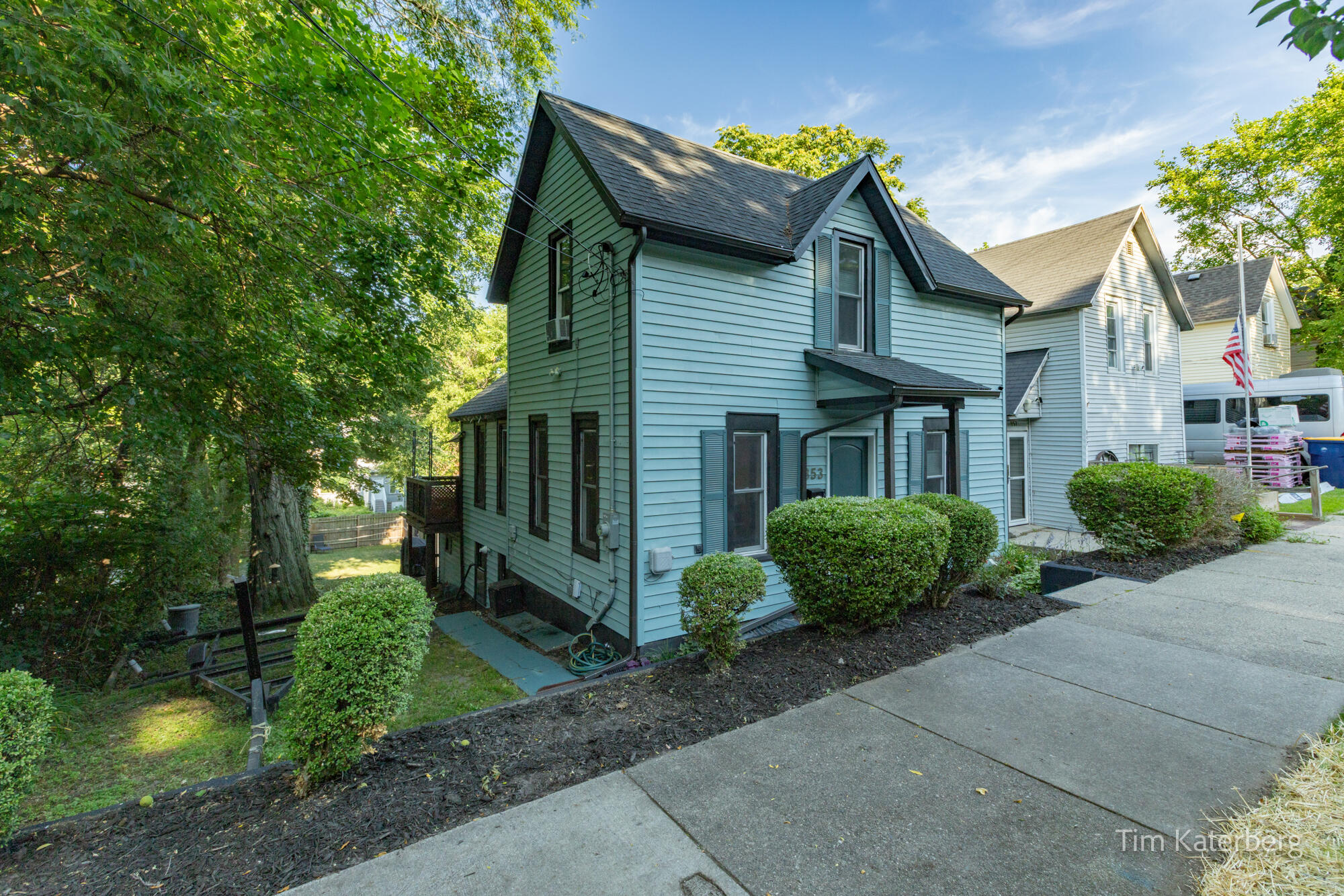 853 Prospect Avenue NE Grand Rapids MI 49503