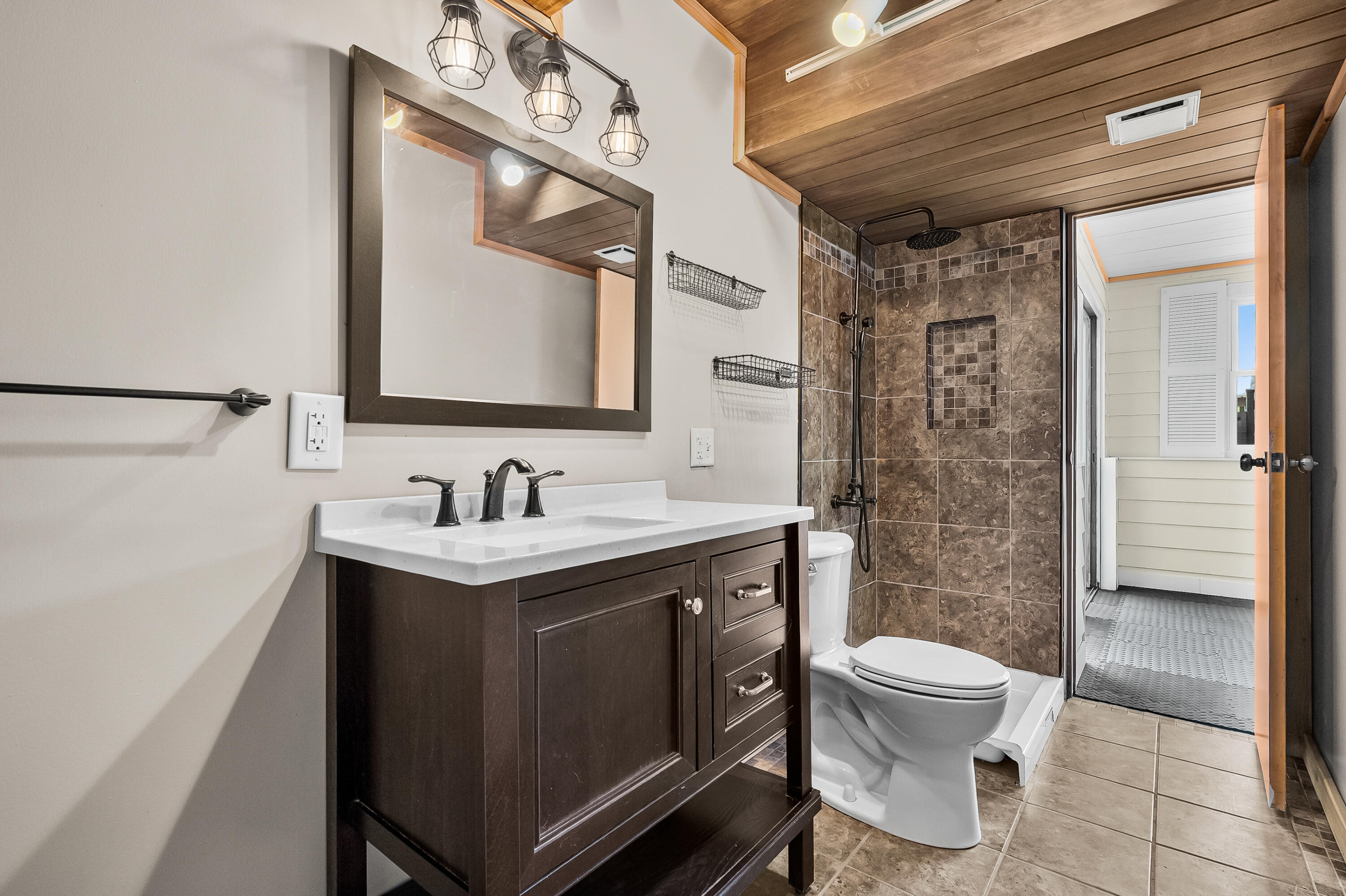 2084 N 26th Street Kalamazoo MI 49048
