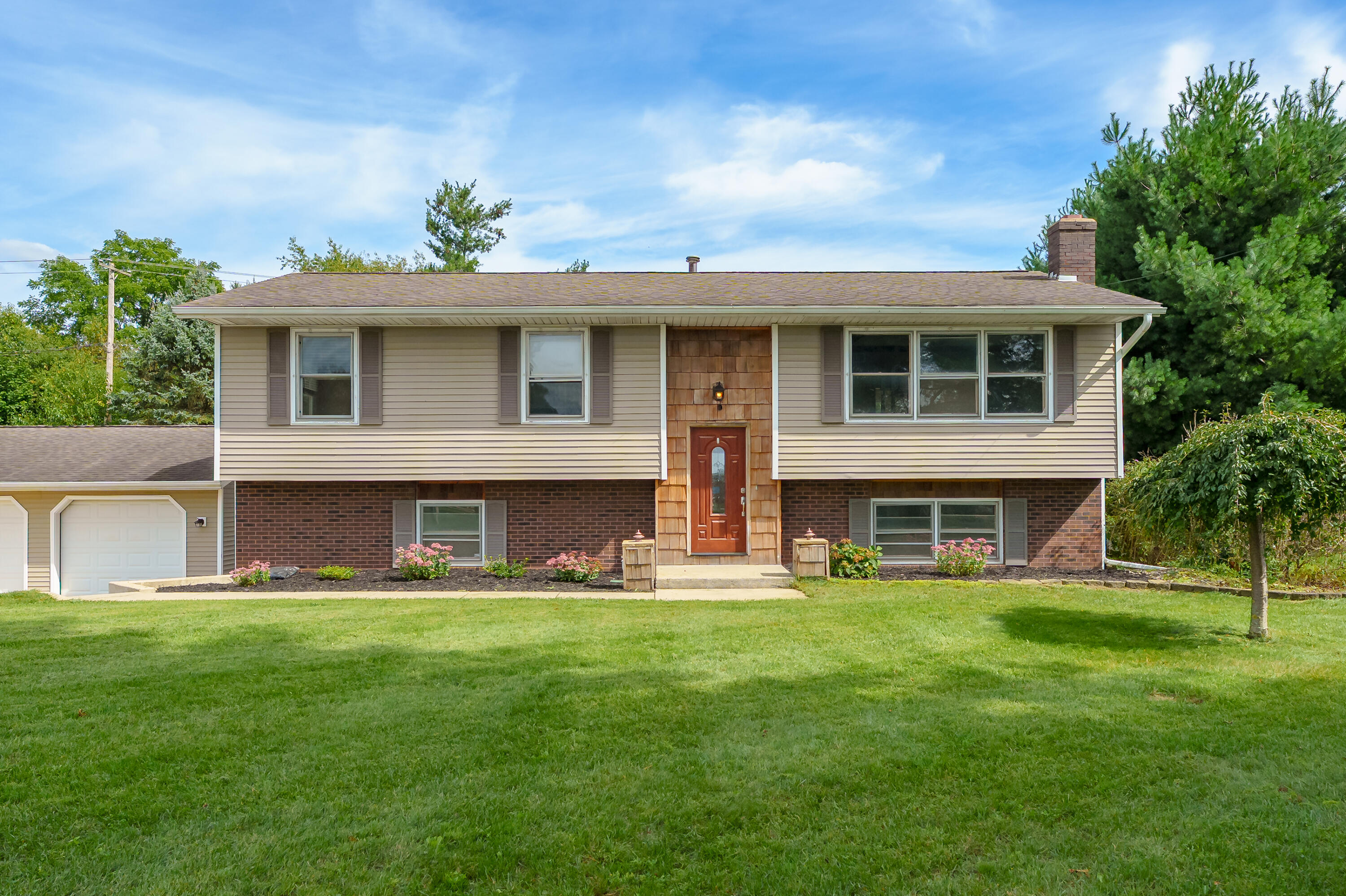 2084 N 26th Street Kalamazoo MI 49048