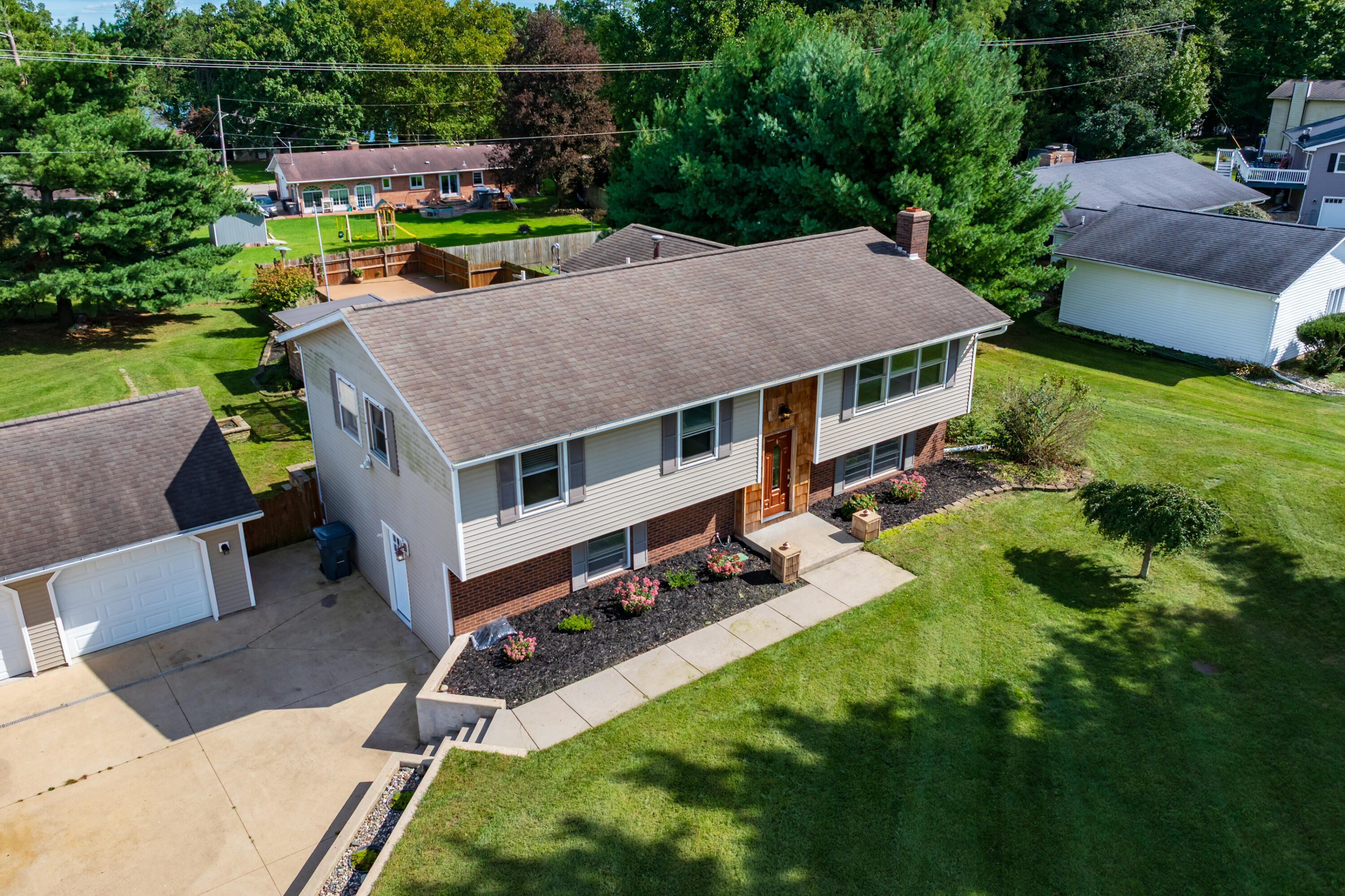2084 N 26th Street Kalamazoo MI 49048