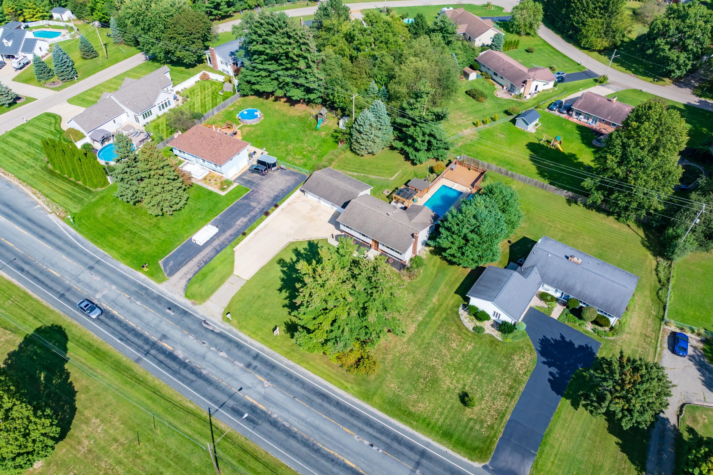 2084 N 26th Street Kalamazoo MI 49048