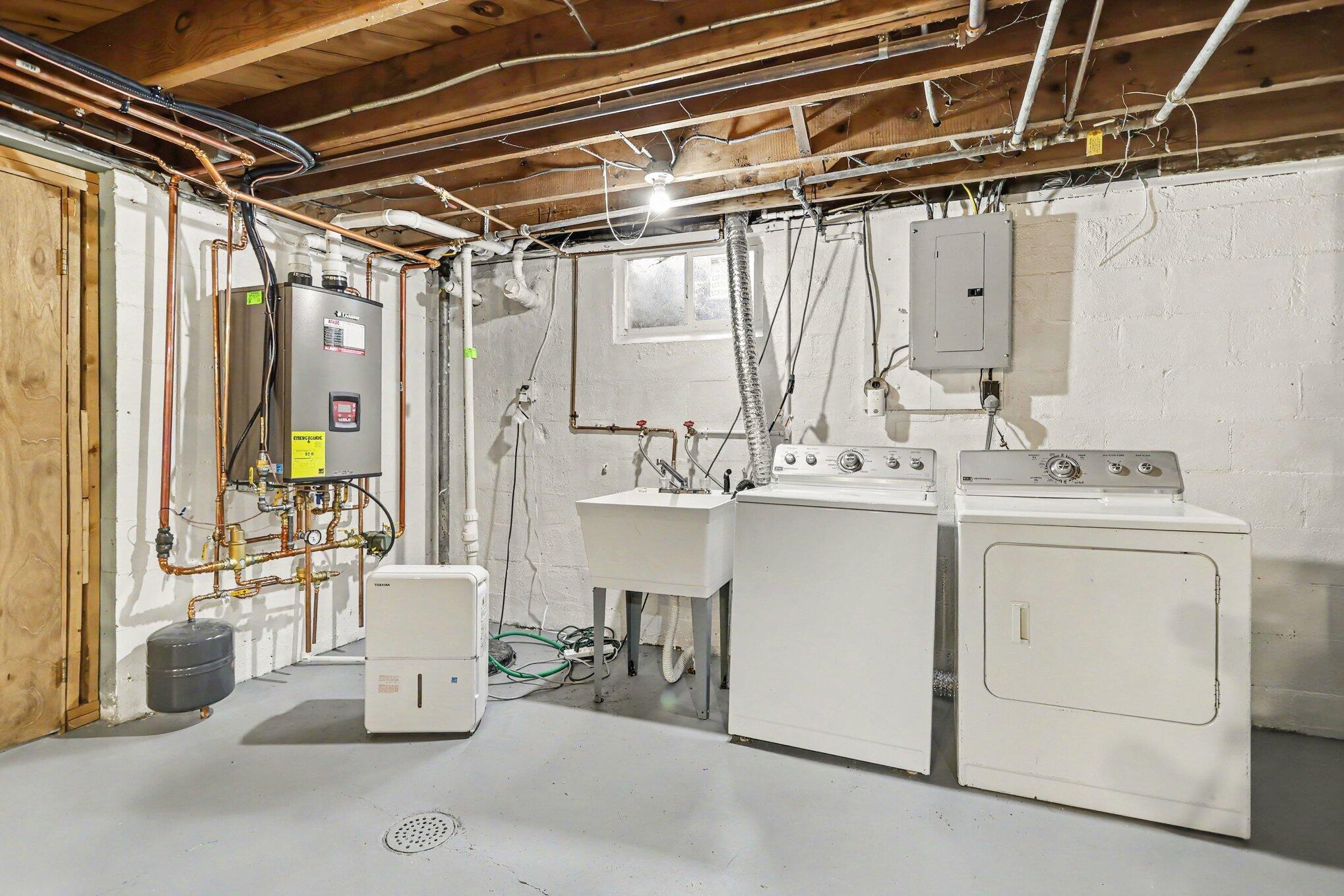 479 Hoover Avenue Benton Harbor MI 49022