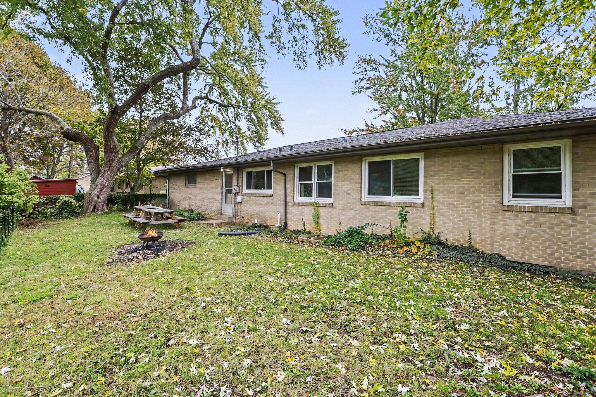 479 Hoover Avenue Benton Harbor MI 49022