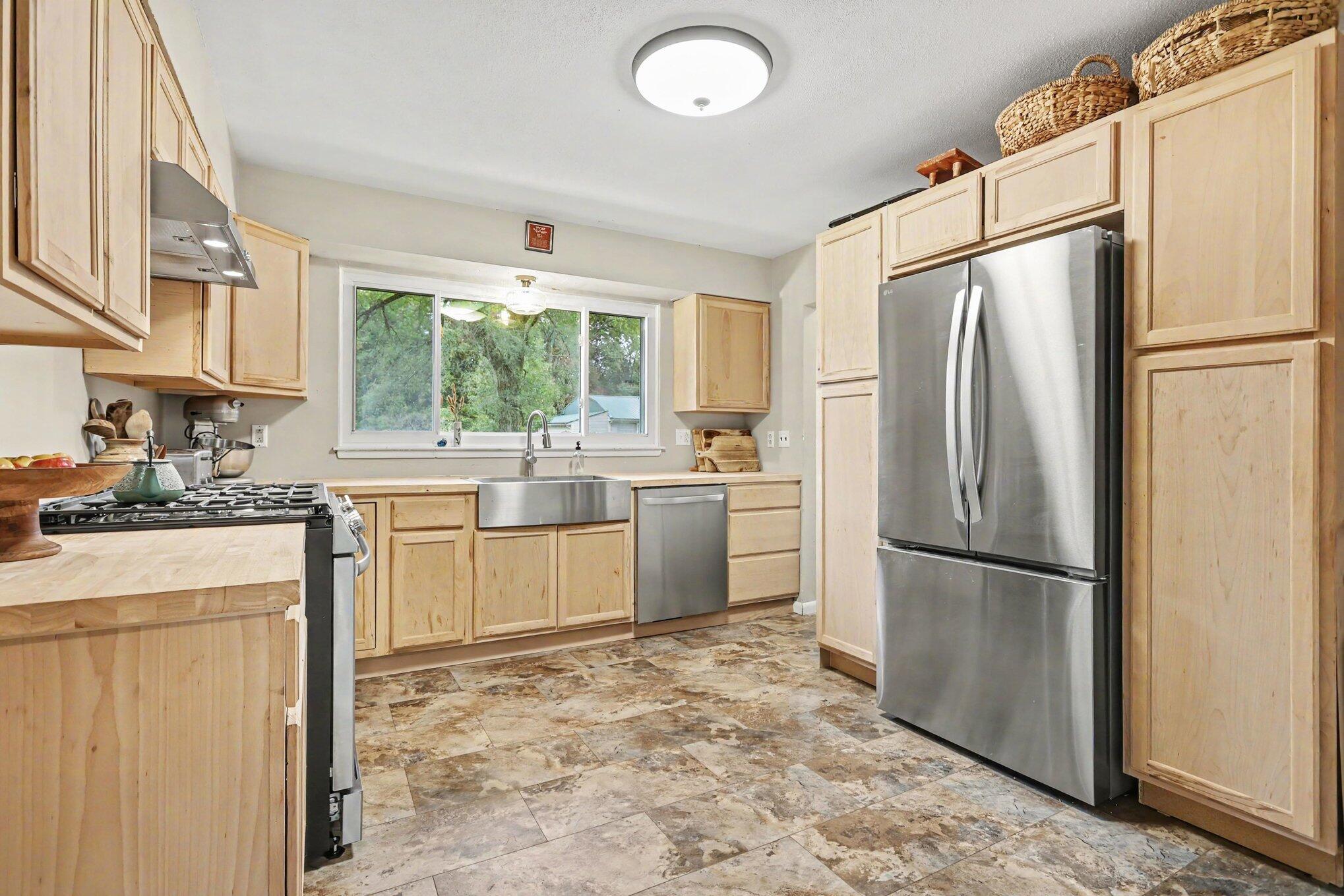 479 Hoover Avenue Benton Harbor MI 49022