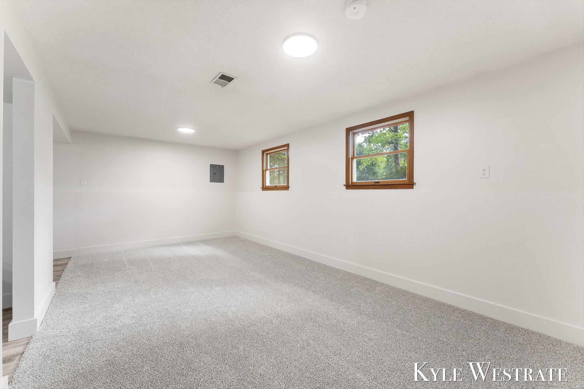 14439 Lincoln Street Grand Haven MI 49417
