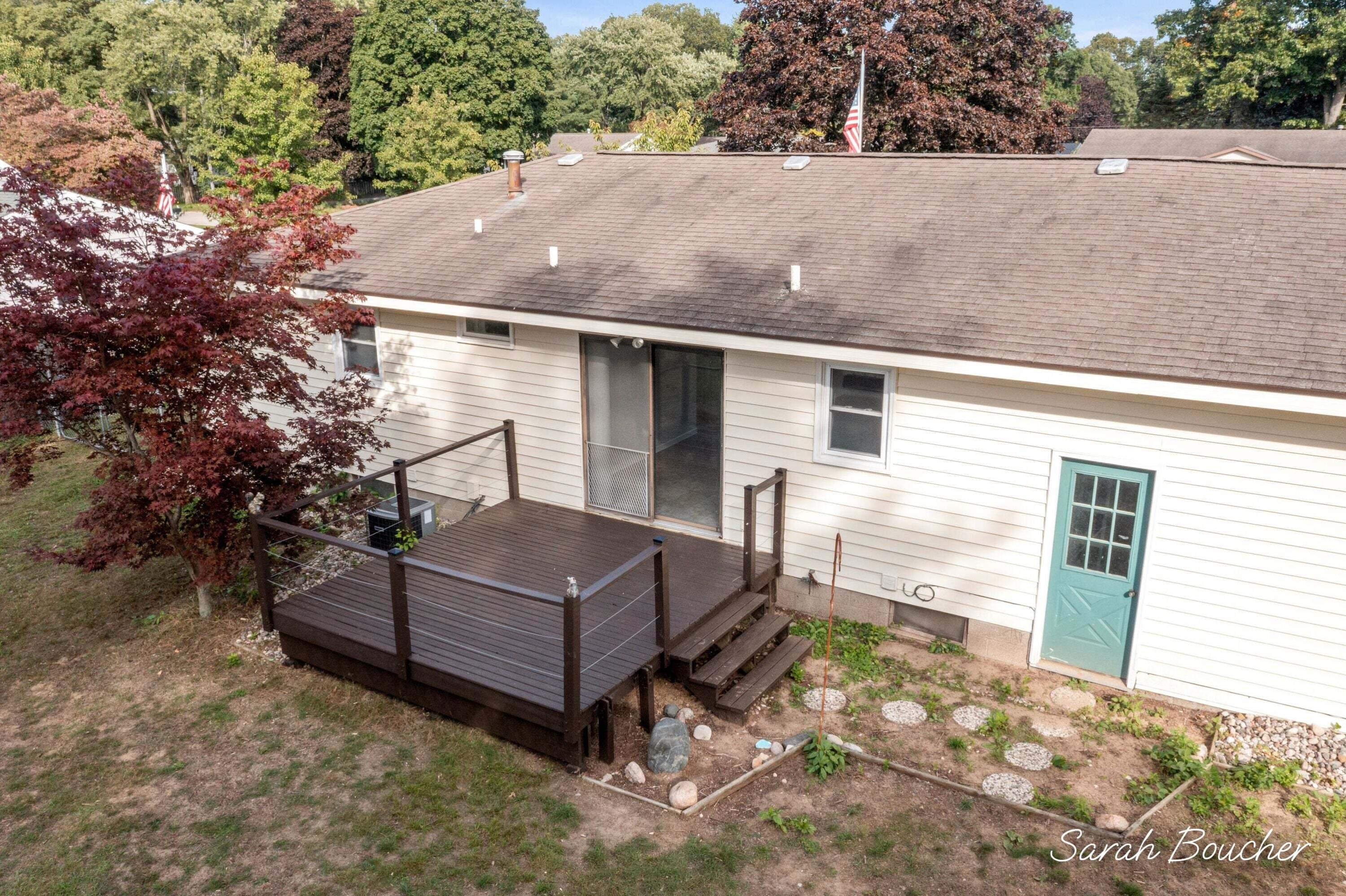 15129 Mitchell Street Grand Haven MI 49417