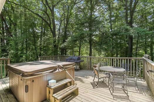 4080 Thar Road Coloma MI 49038