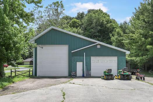 4080 Thar Road Coloma MI 49038