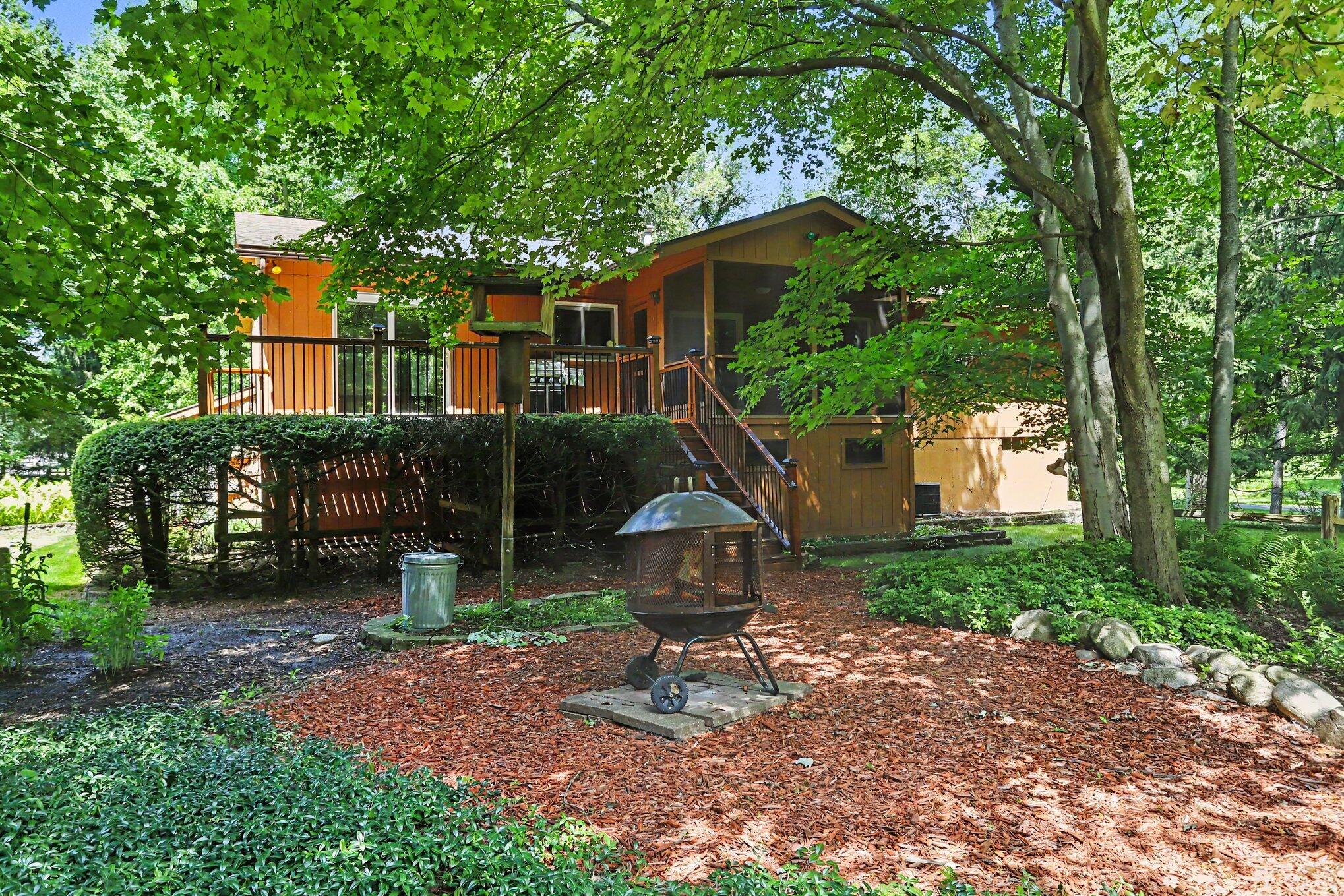 8455 Oakside Street Portage MI 49002