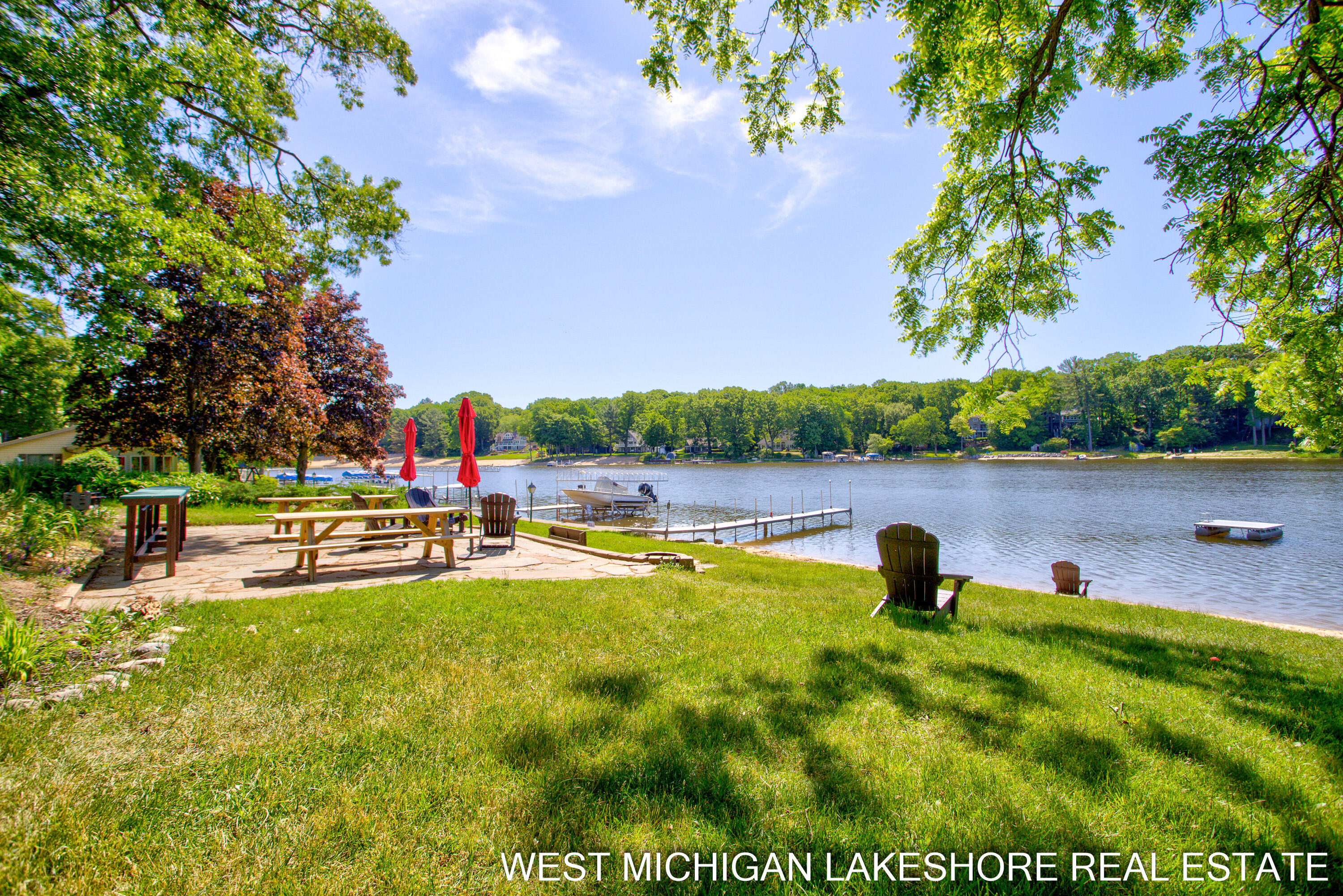 3260 Lorrimar Lane Saugatuck MI 49453