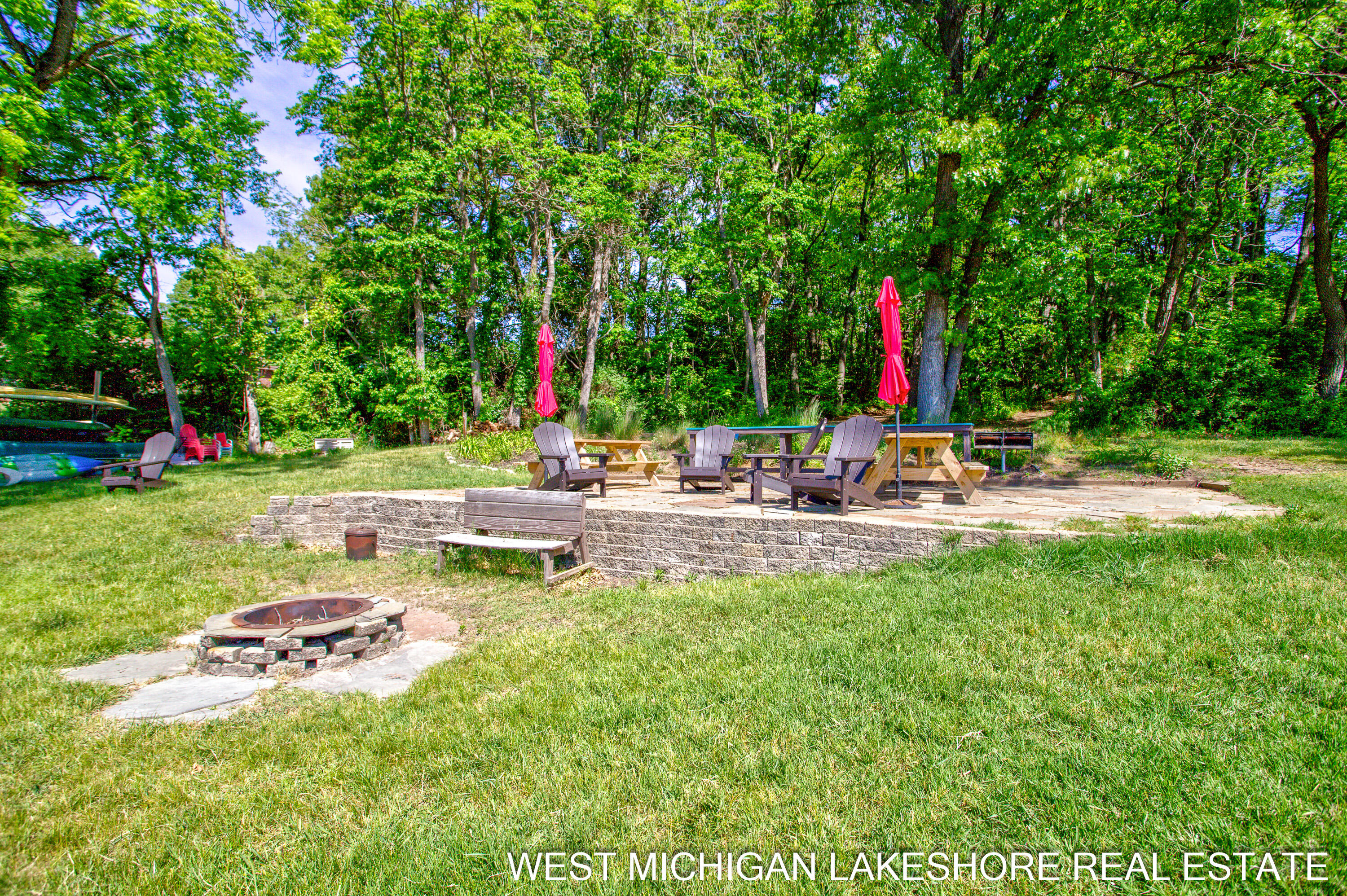3260 Lorrimar Lane Saugatuck MI 49453