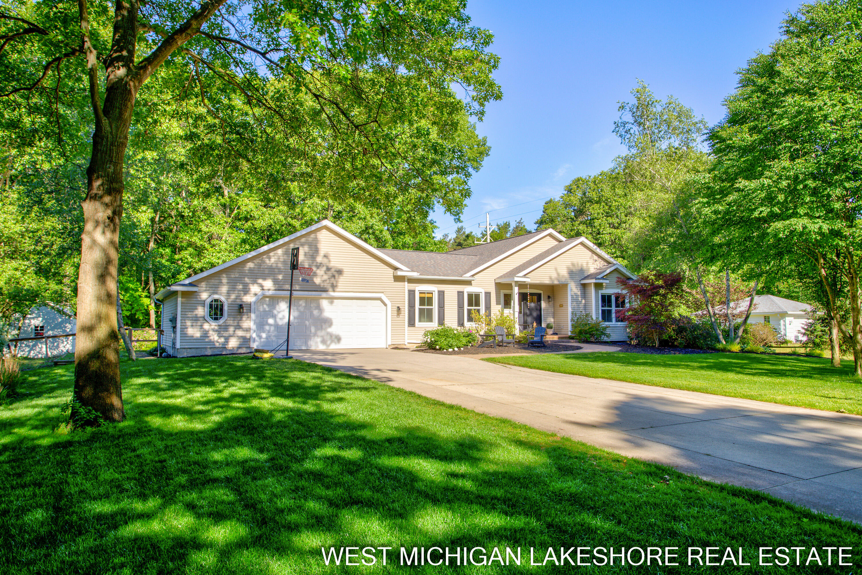 3260 Lorrimar Lane Saugatuck MI 49453