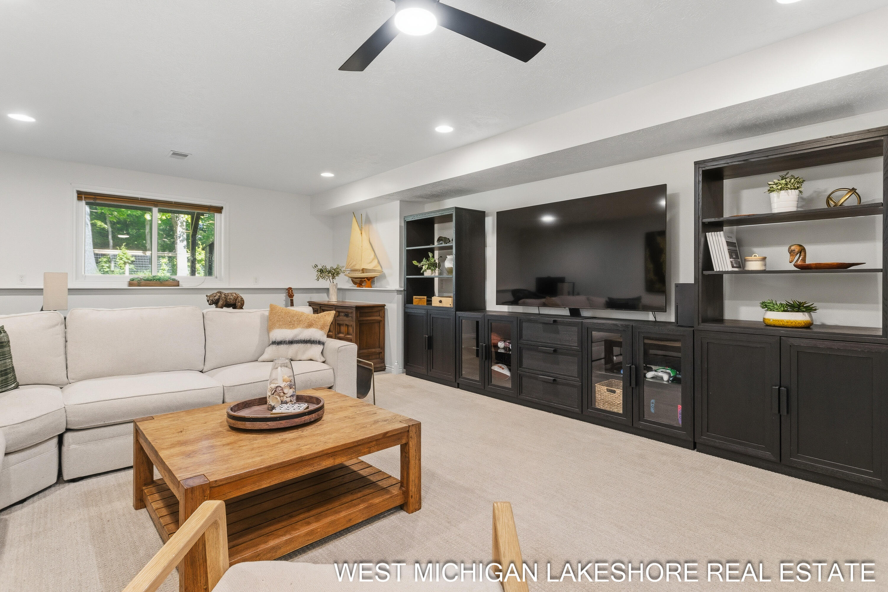 3260 Lorrimar Lane Saugatuck MI 49453