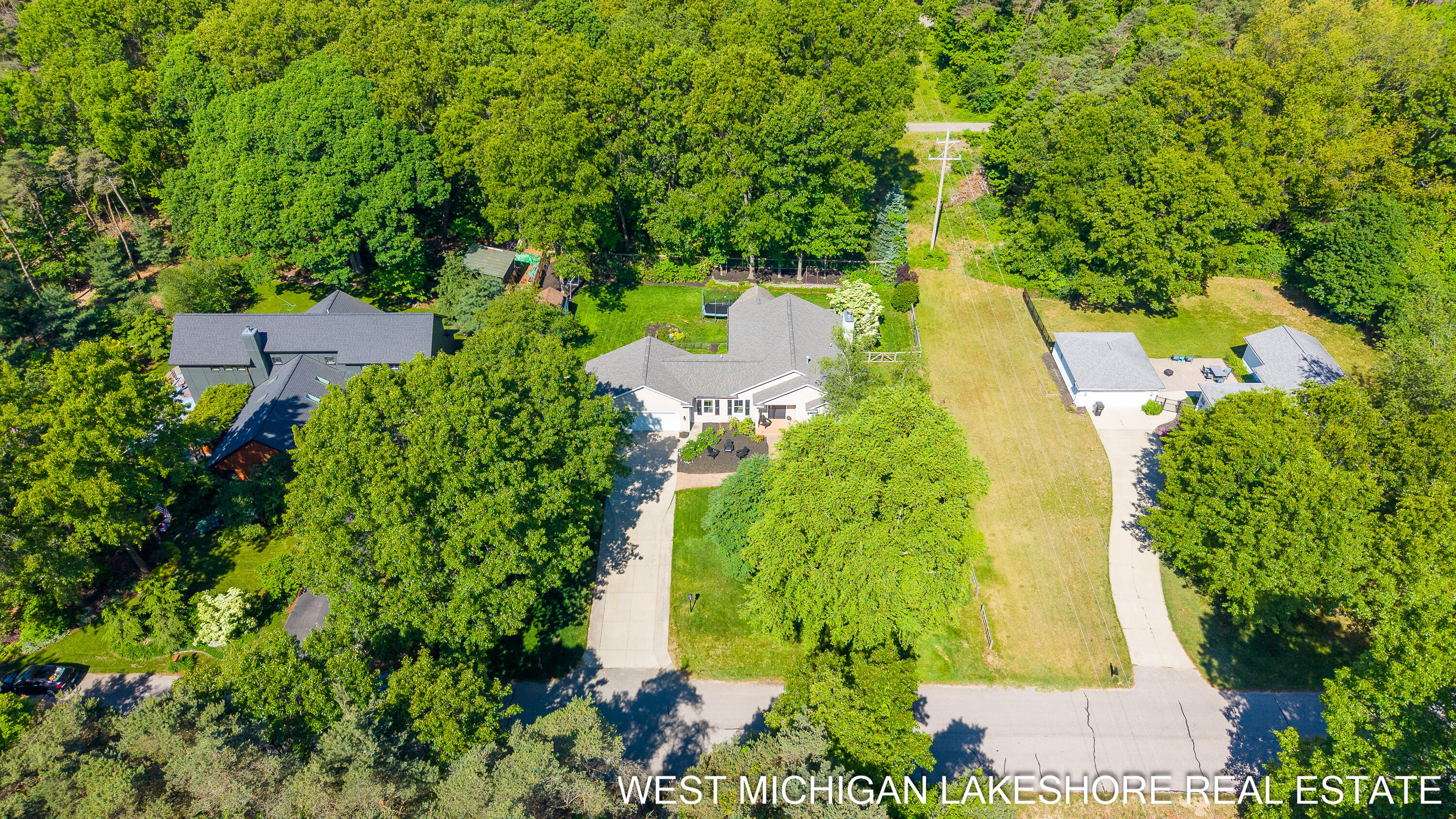 3260 Lorrimar Lane Saugatuck MI 49453