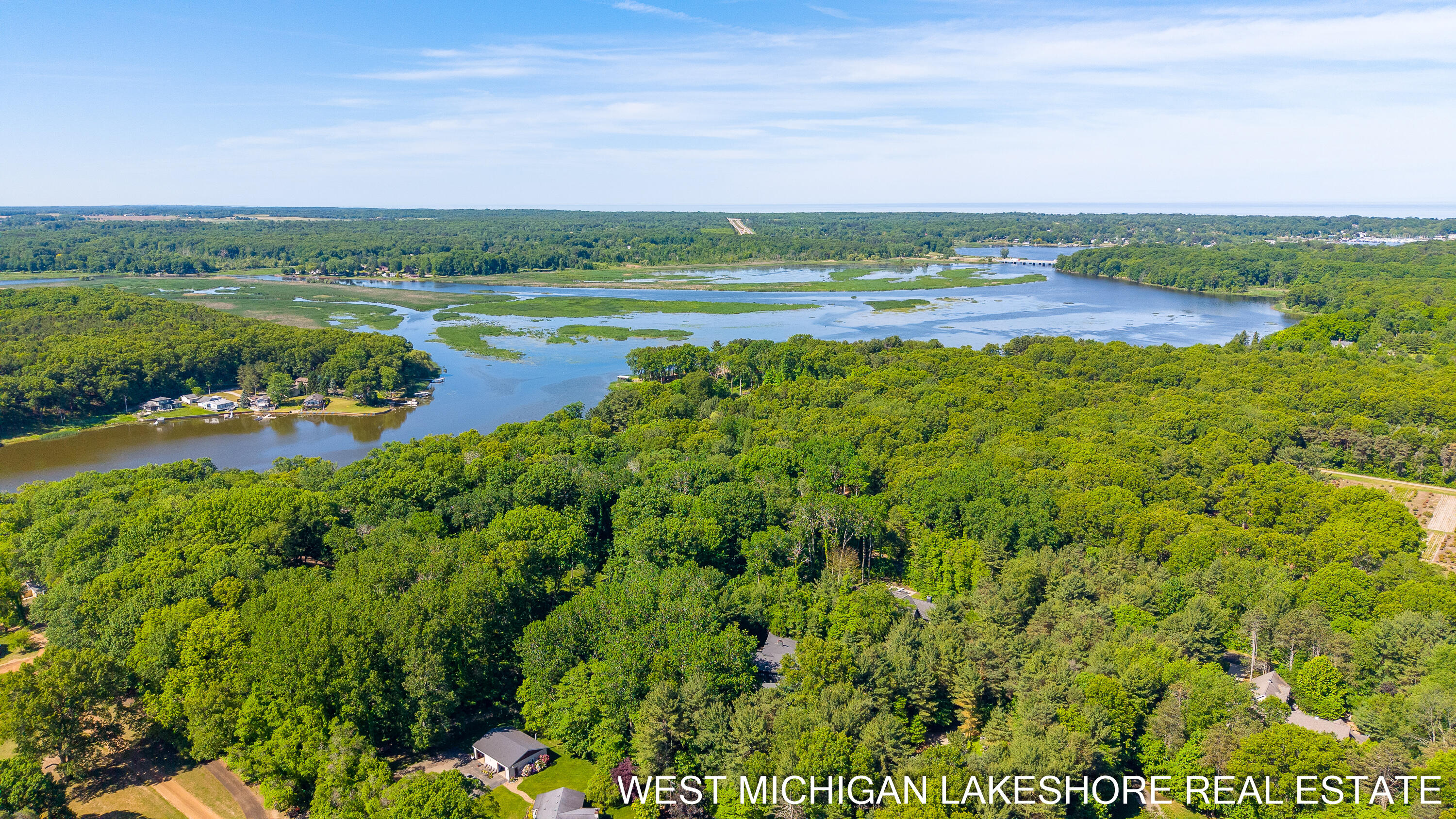 3260 Lorrimar Lane Saugatuck MI 49453