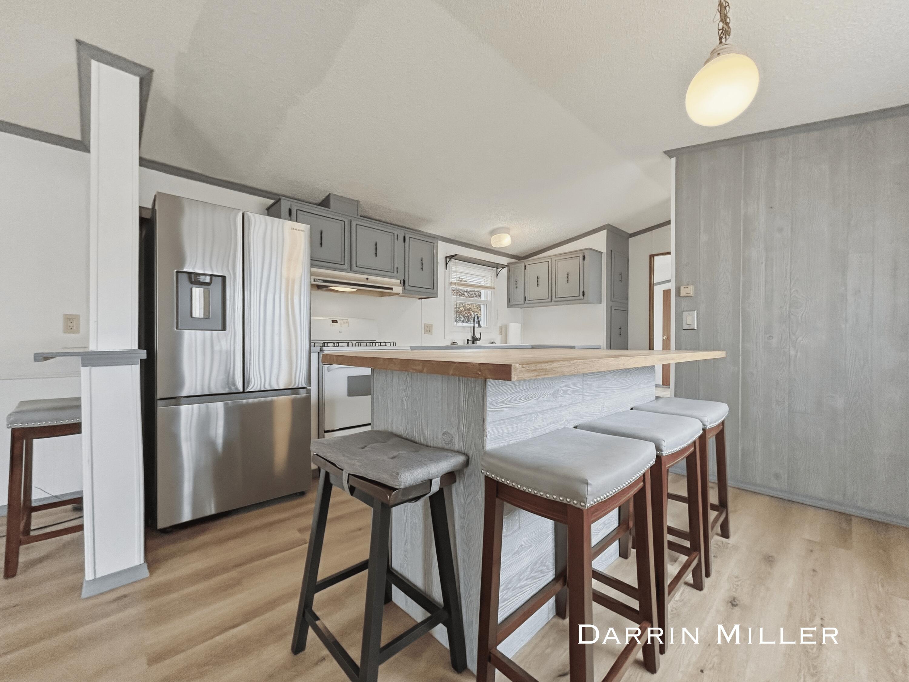 84 Maple Court Muskegon MI 49445