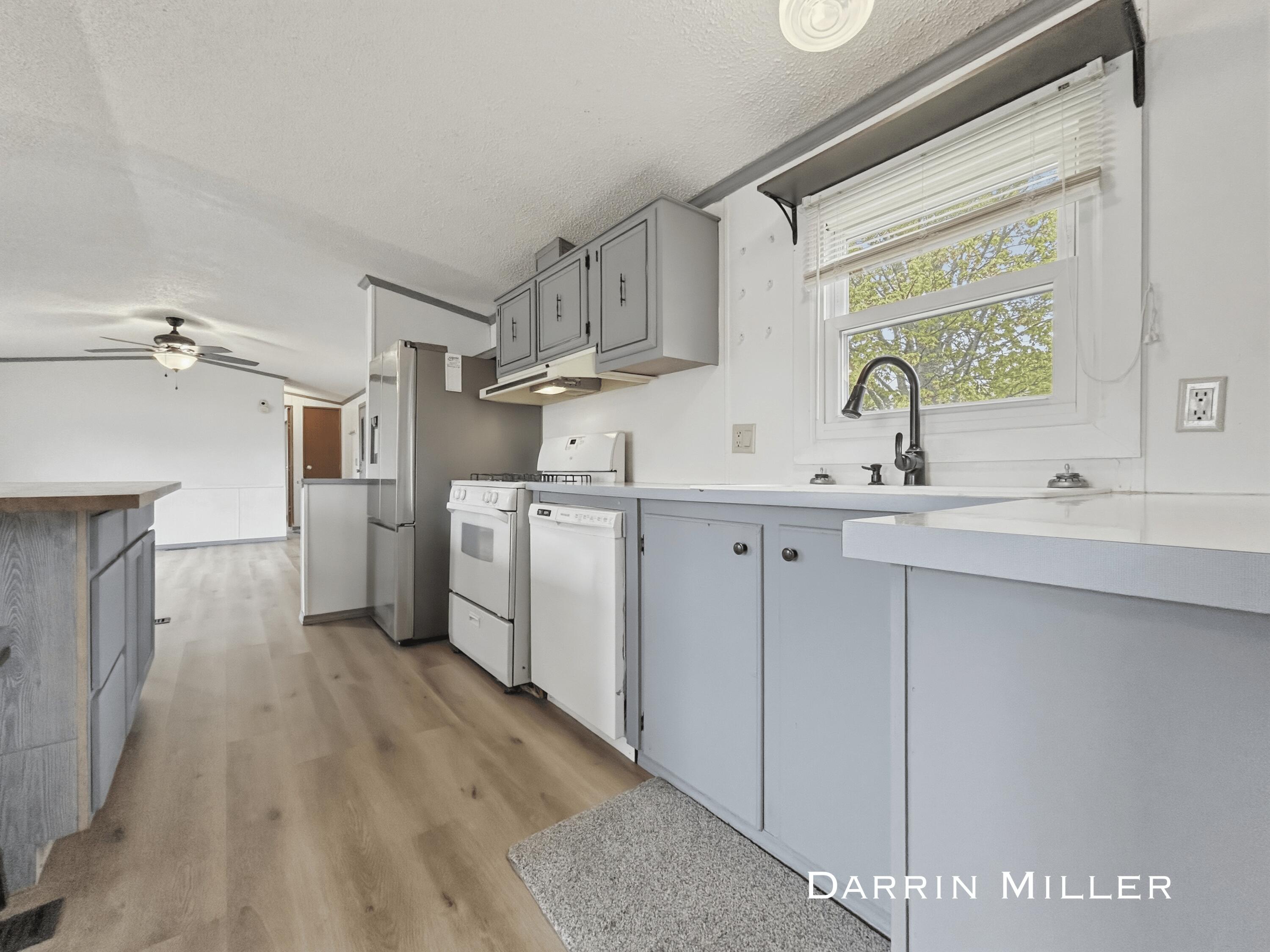 84 Maple Court Muskegon MI 49445