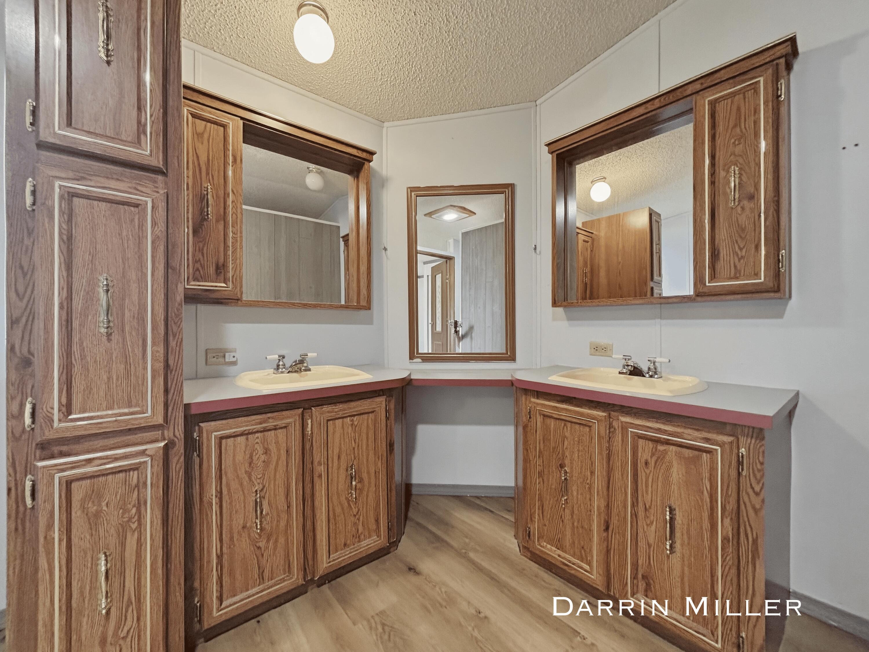 84 Maple Court Muskegon MI 49445