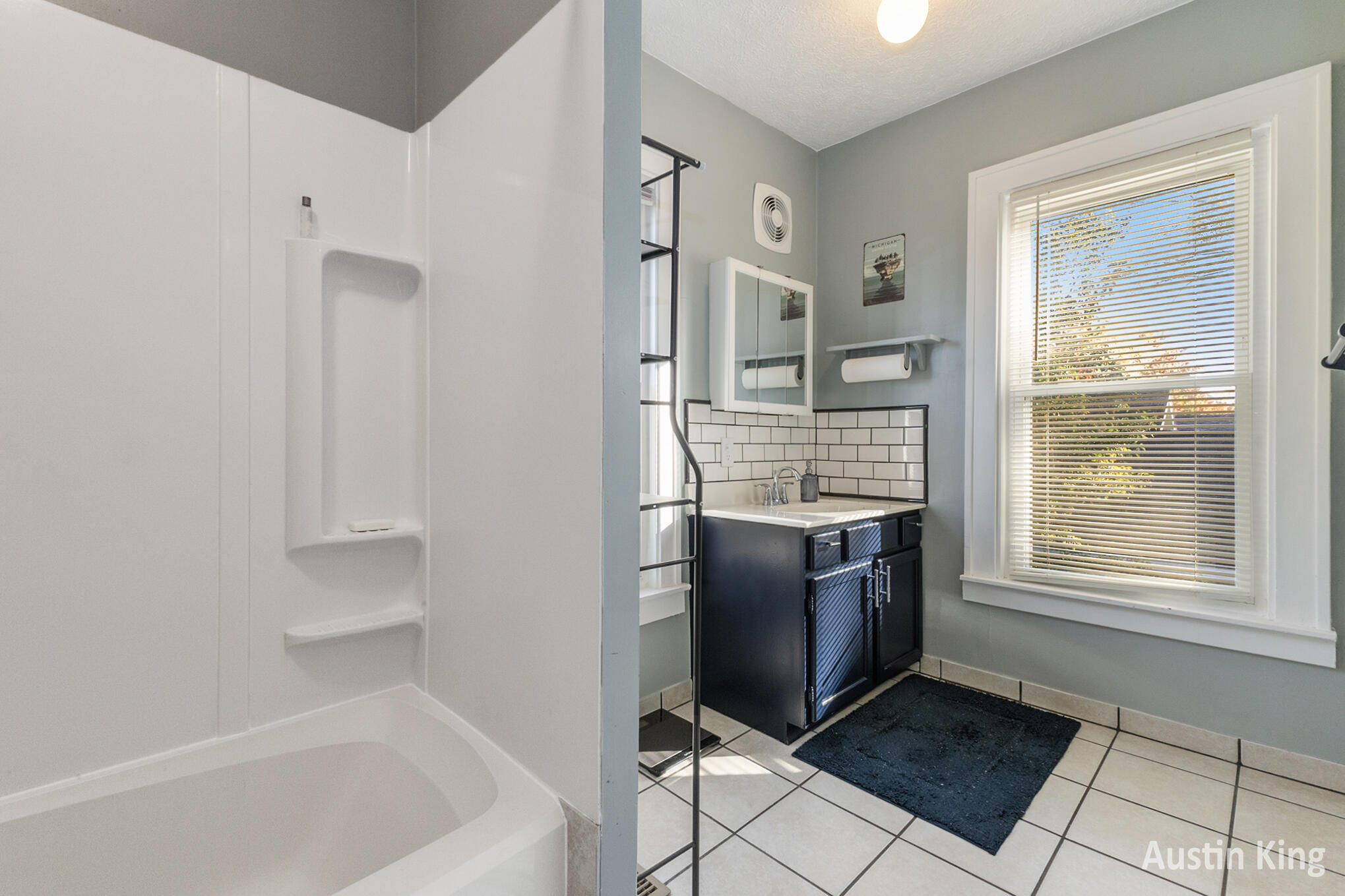 1209 Mason Street NE Grand Rapids MI 49503