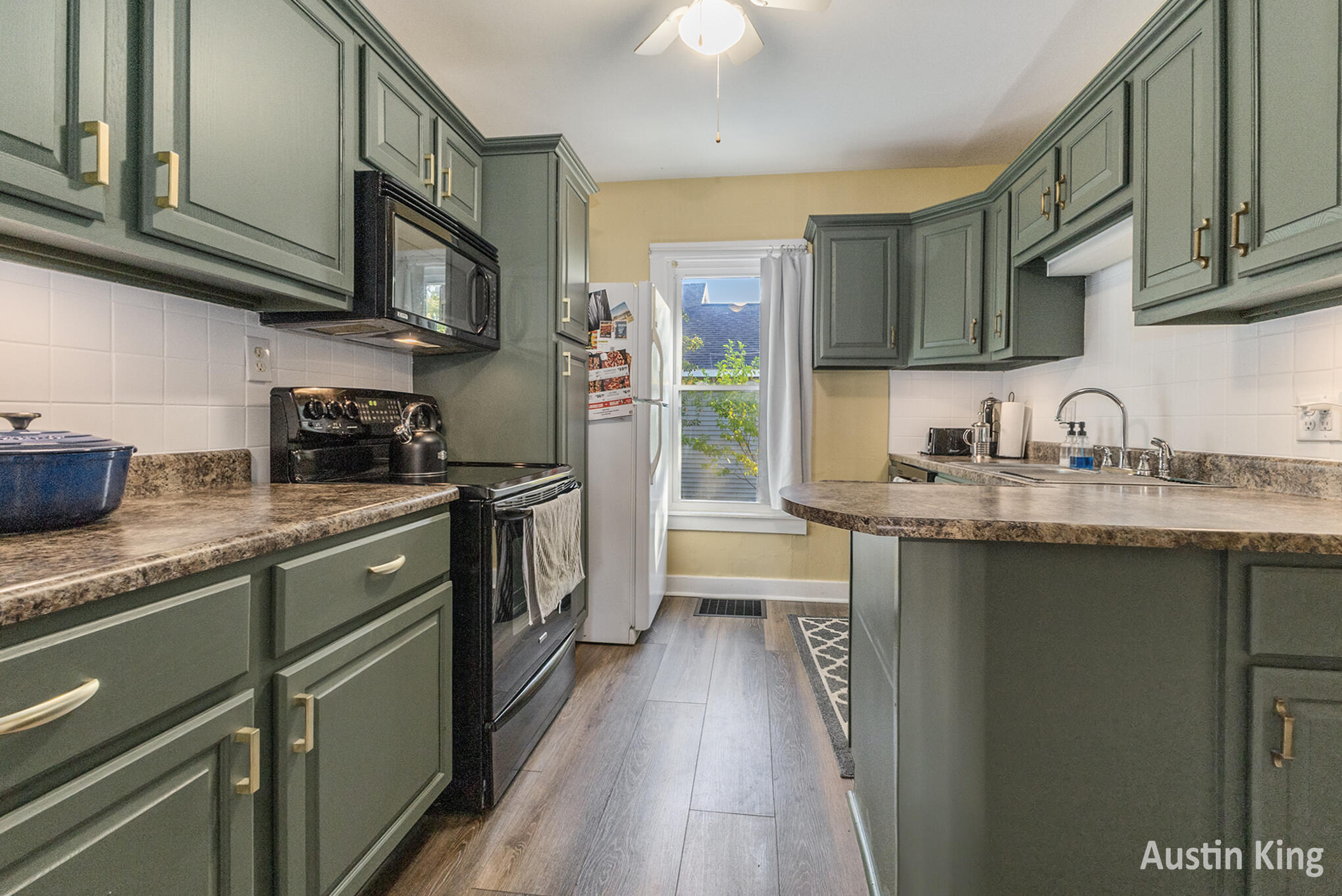 1209 Mason Street NE Grand Rapids MI 49503