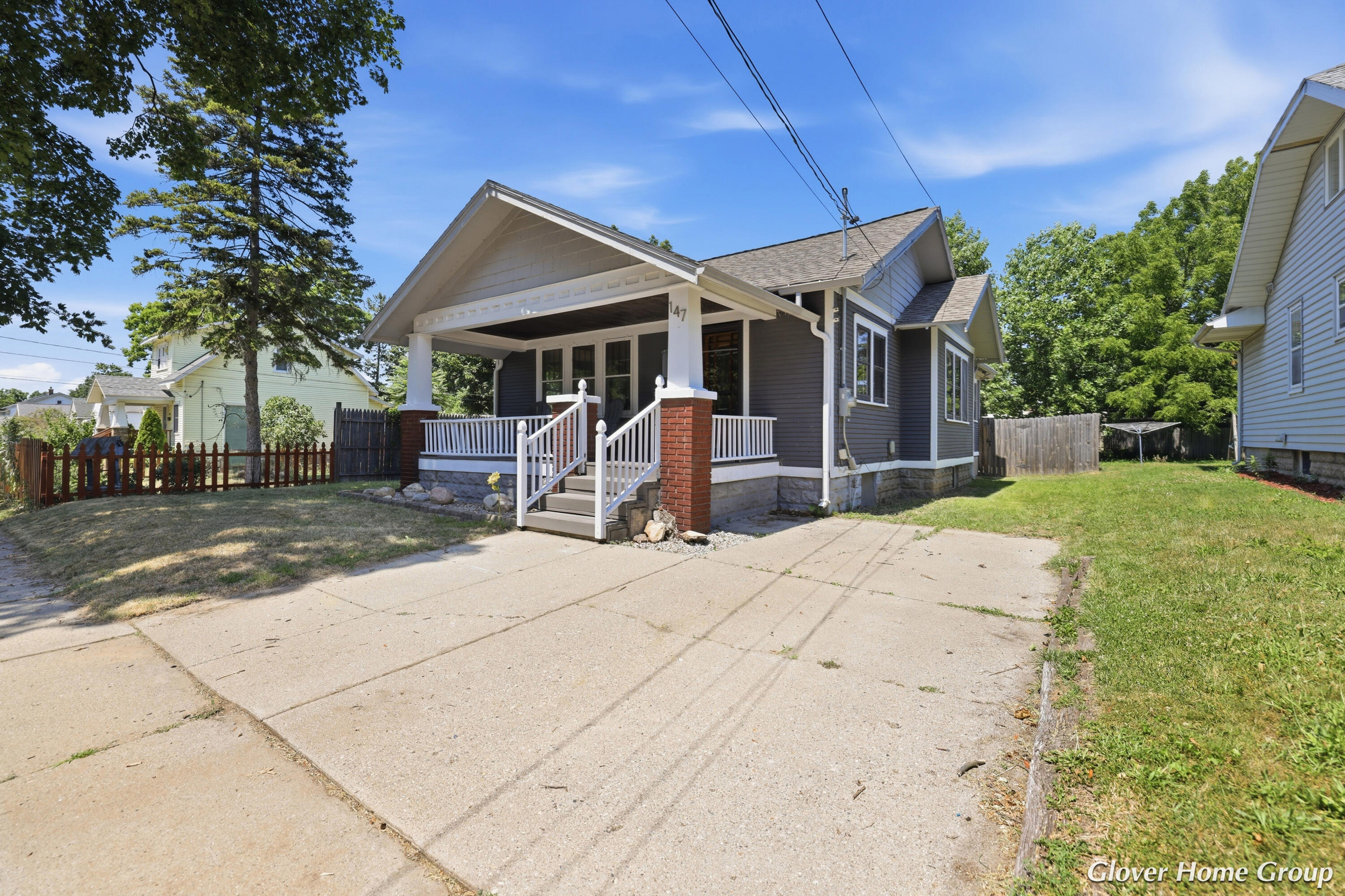 147 Graceland Street NE Grand Rapids MI 49505
