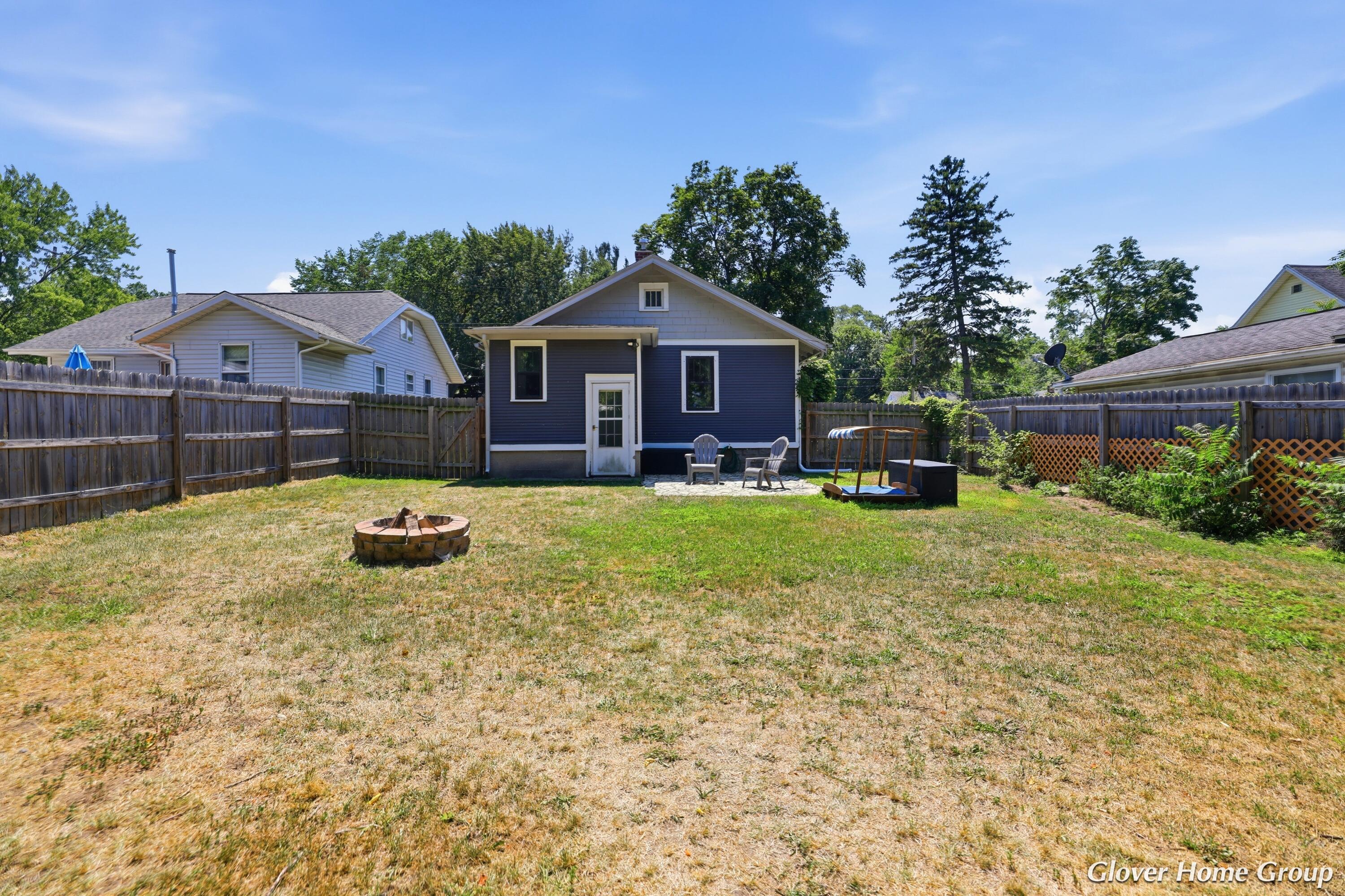 147 Graceland Street NE Grand Rapids MI 49505