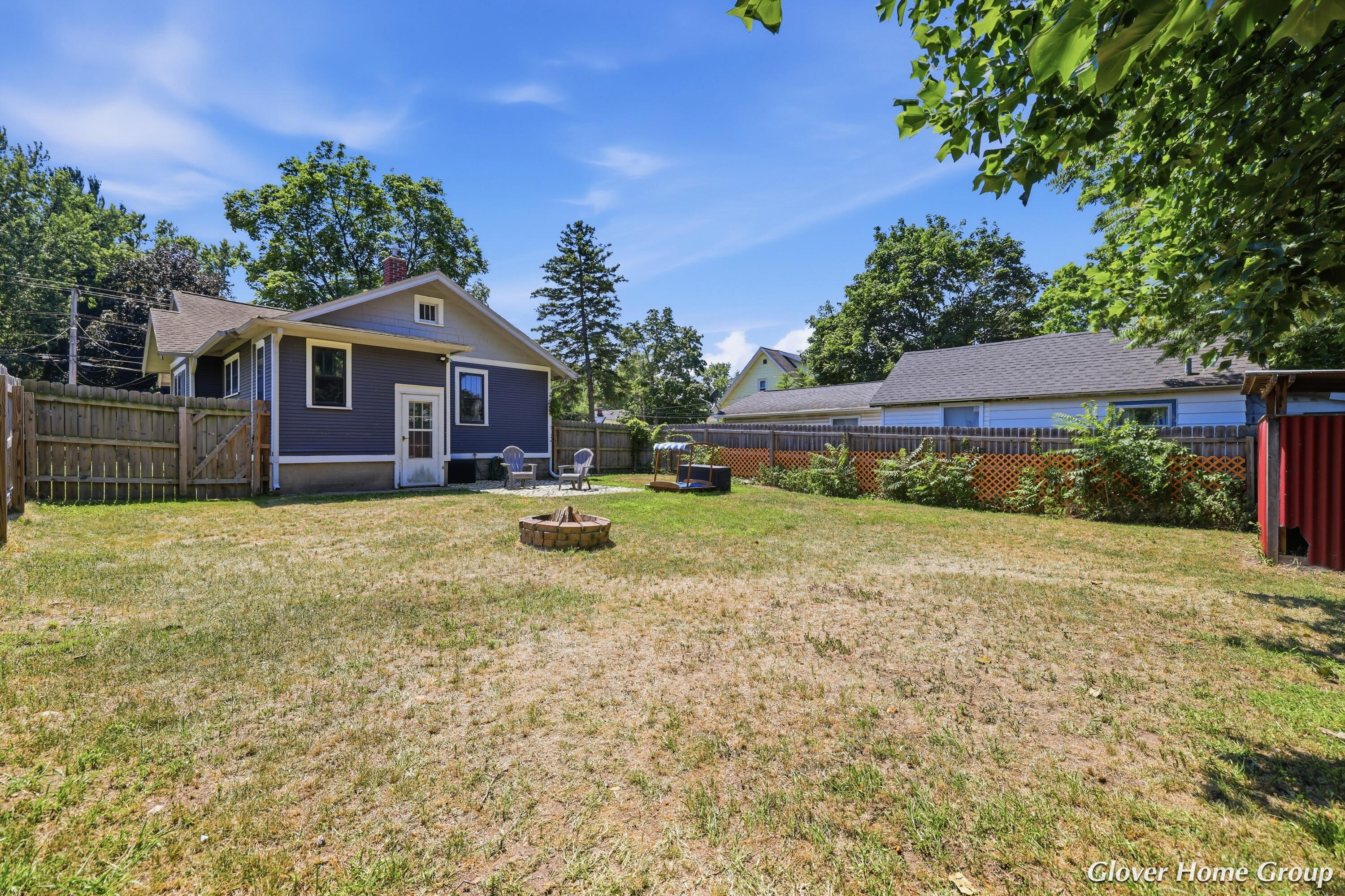 147 Graceland Street NE Grand Rapids MI 49505