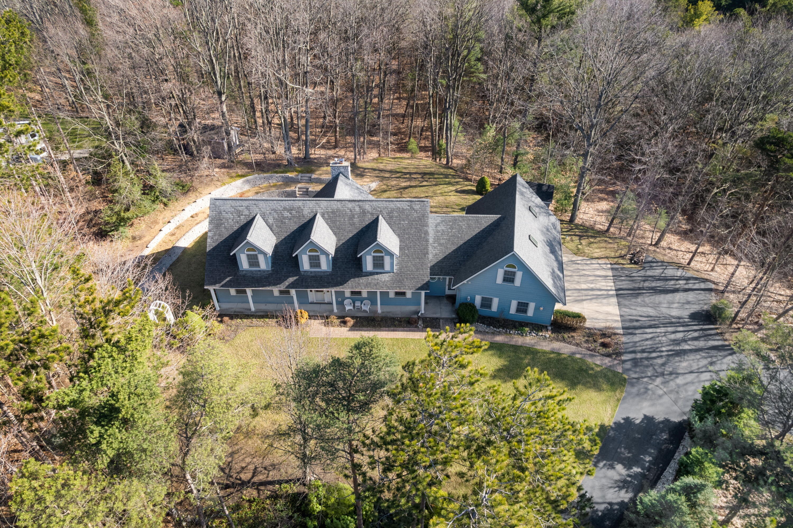 8894 Lakeshore Avenue West Olive MI 49460