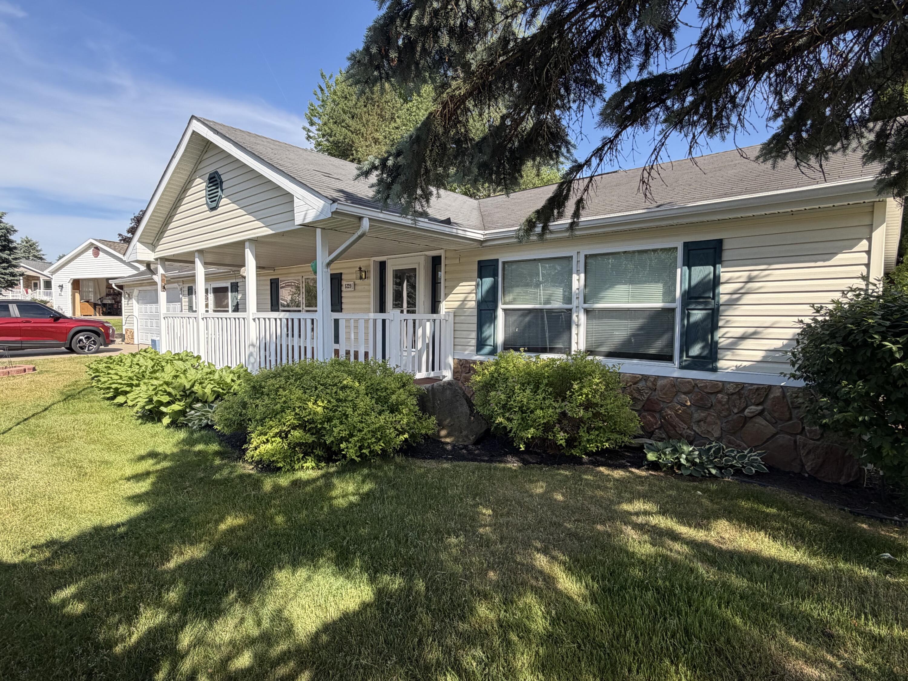 5229 Pine Arbor Ridge Kalamazoo MI 49004