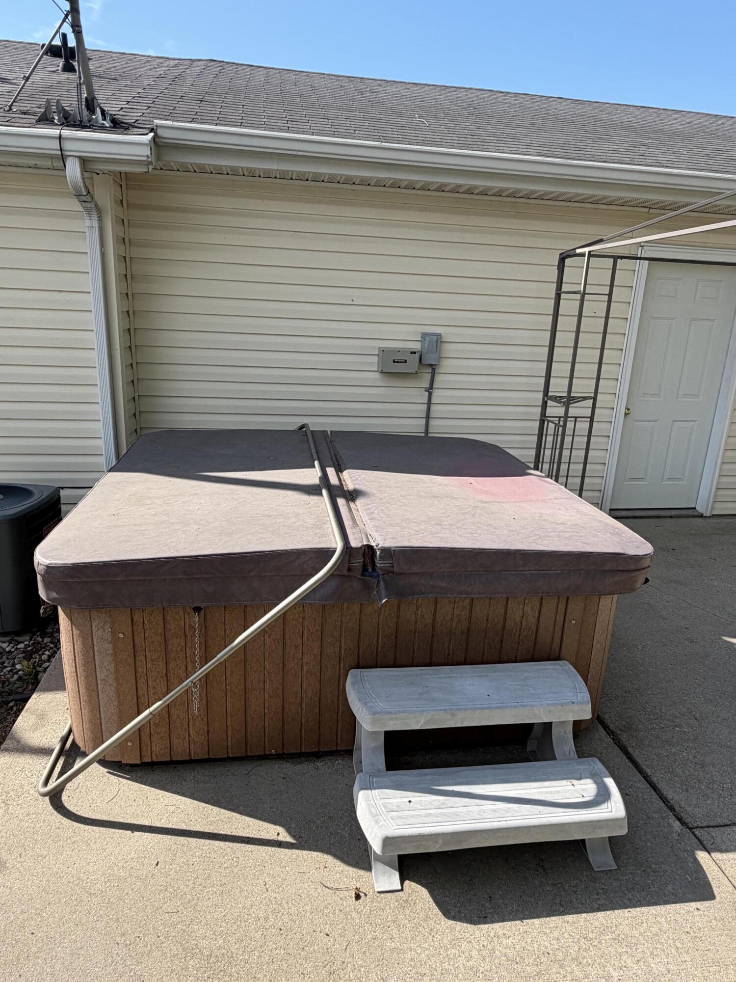 5229 Pine Arbor Ridge Kalamazoo MI 49004