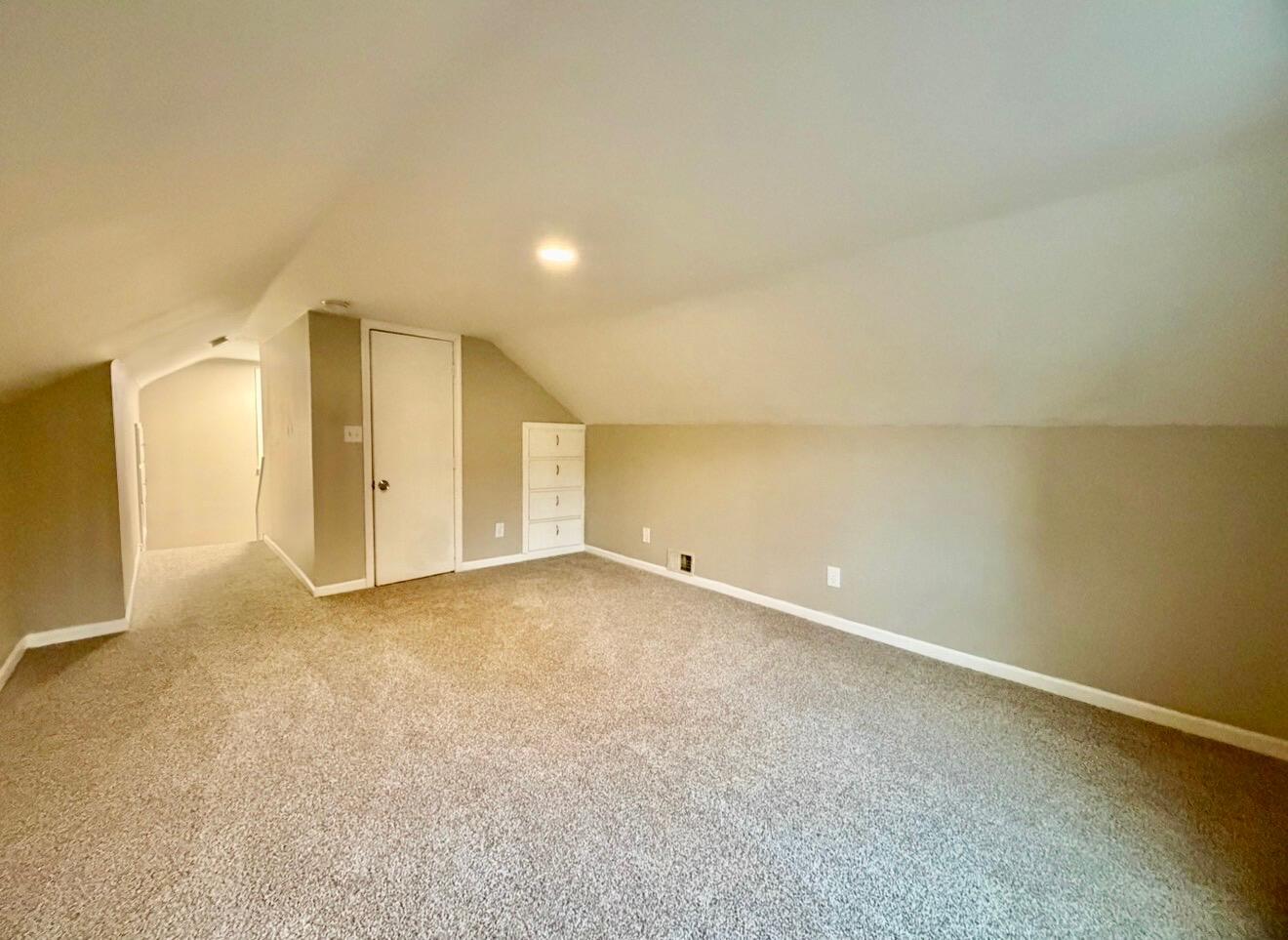 1782 Wood Street Muskegon MI 49442