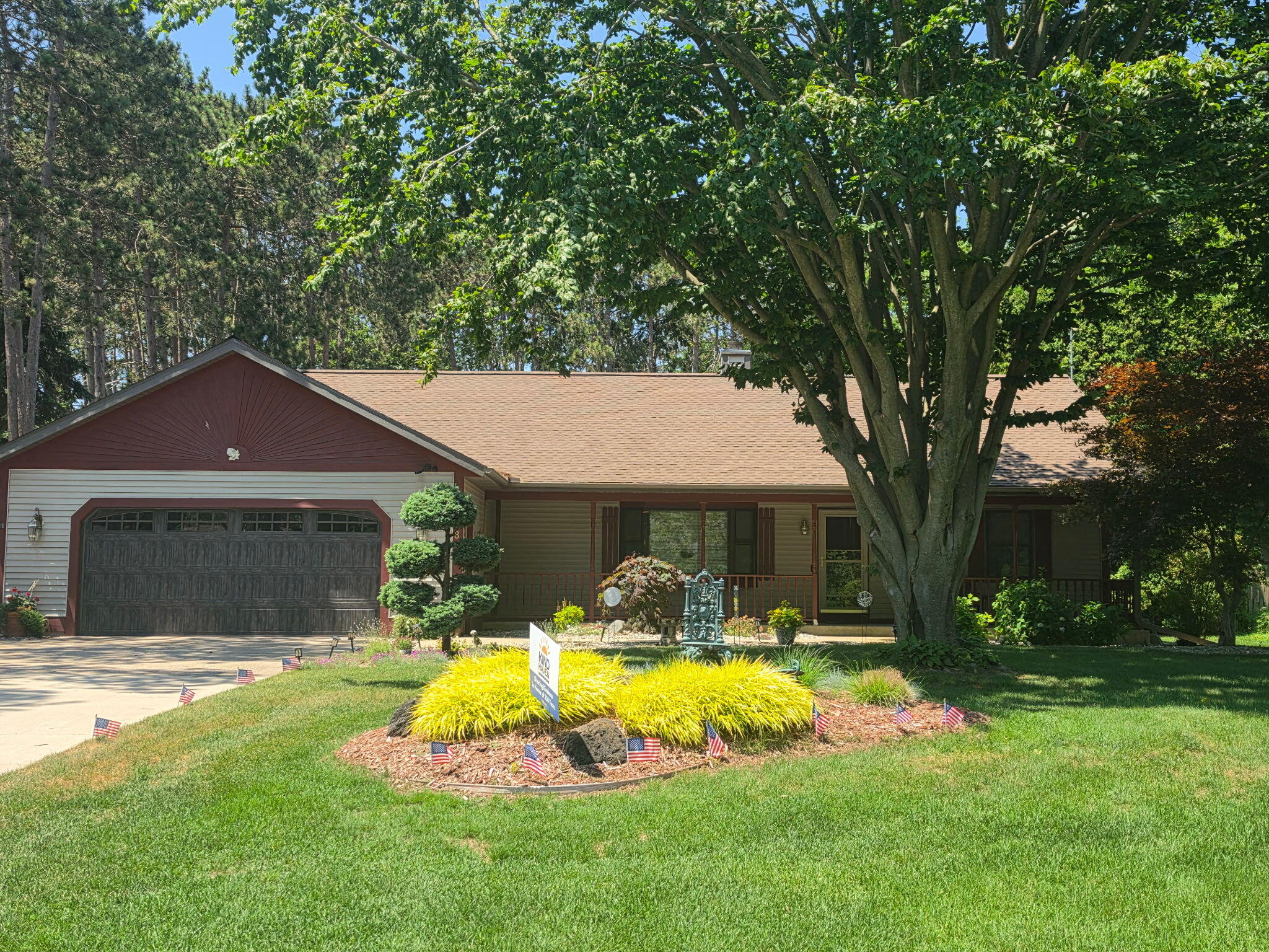 12087 Sandy Woods Drive Grand Haven MI 49417