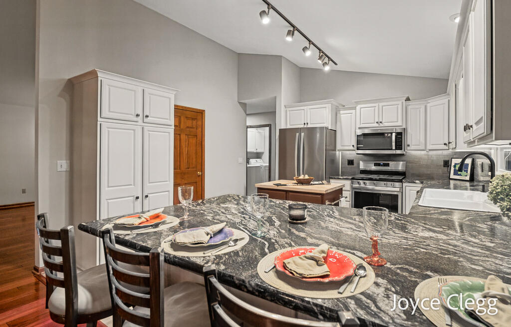 12087 Sandy Woods Drive Grand Haven MI 49417