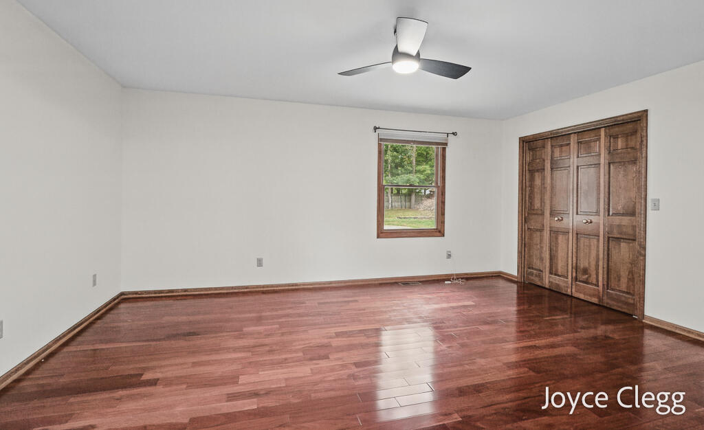12087 Sandy Woods Drive Grand Haven MI 49417