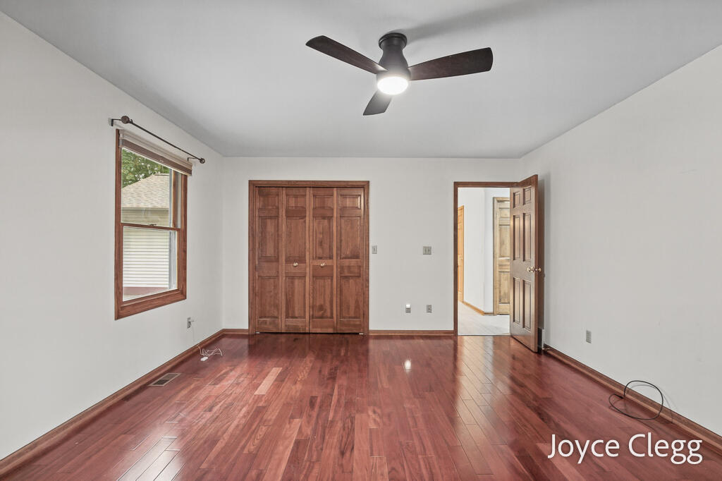 12087 Sandy Woods Drive Grand Haven MI 49417