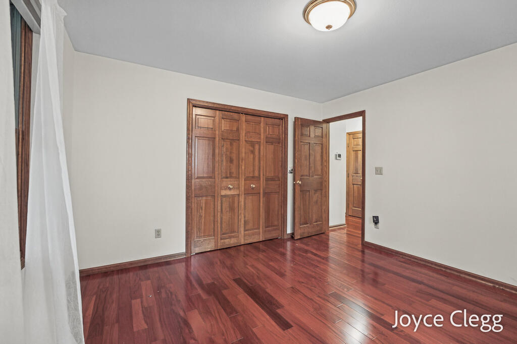 12087 Sandy Woods Drive Grand Haven MI 49417