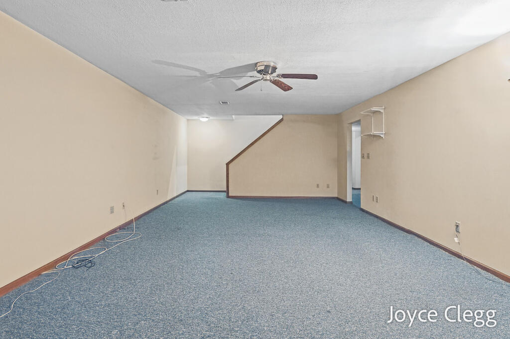 12087 Sandy Woods Drive Grand Haven MI 49417