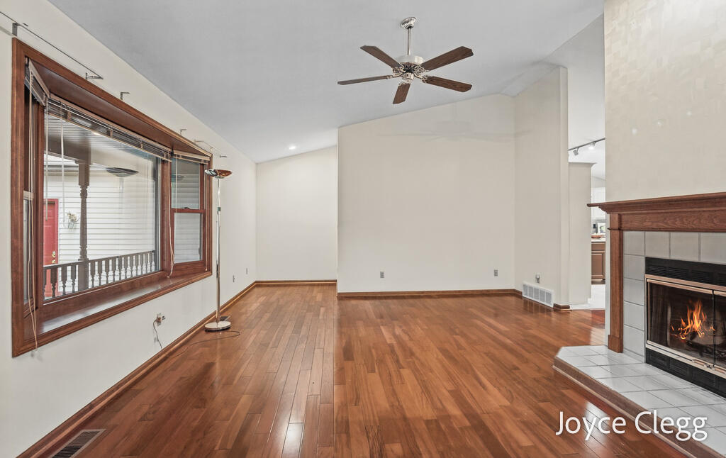 12087 Sandy Woods Drive Grand Haven MI 49417