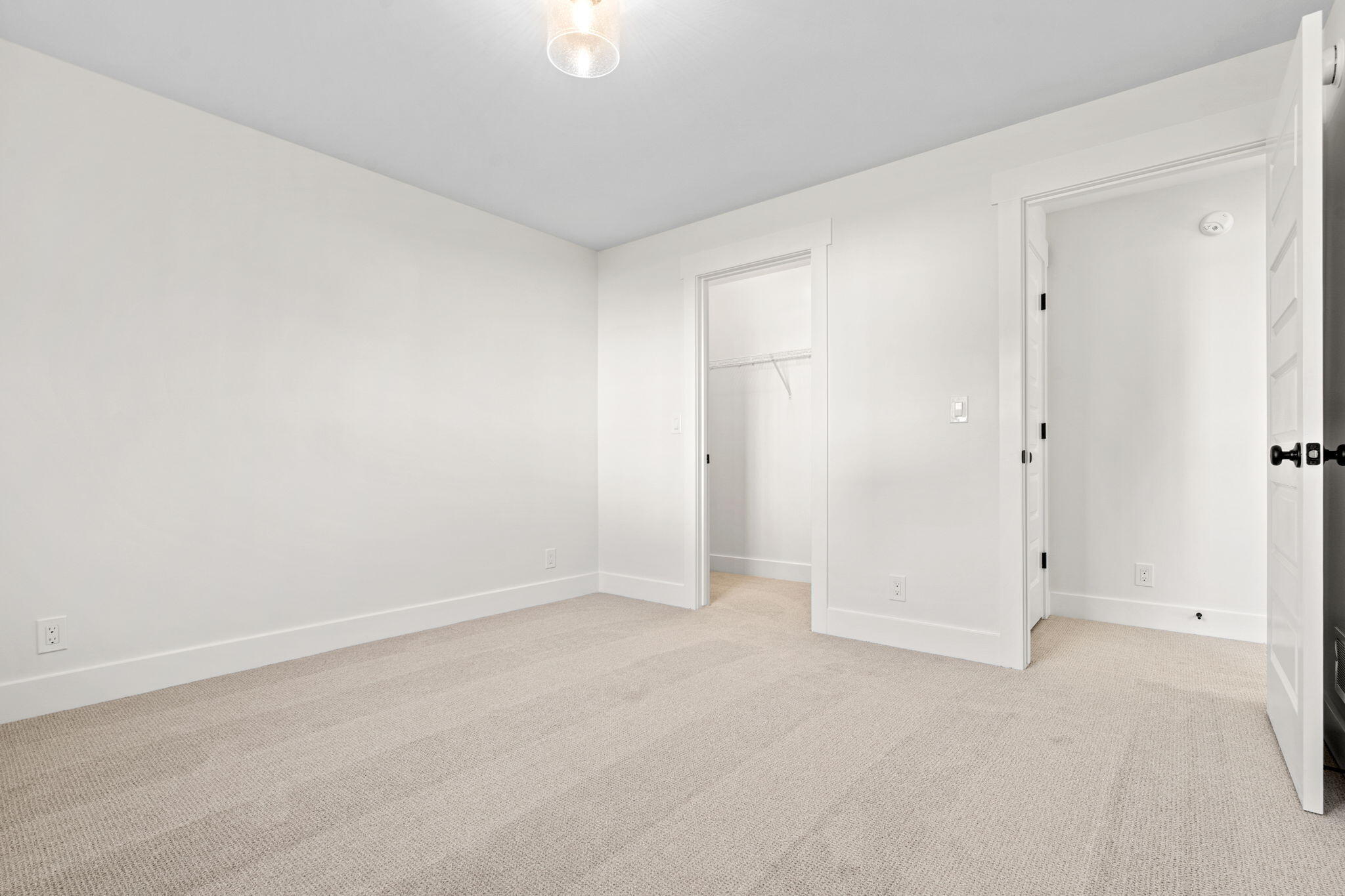 659 Waterford Village Drive NW Grand Rapids MI 49534