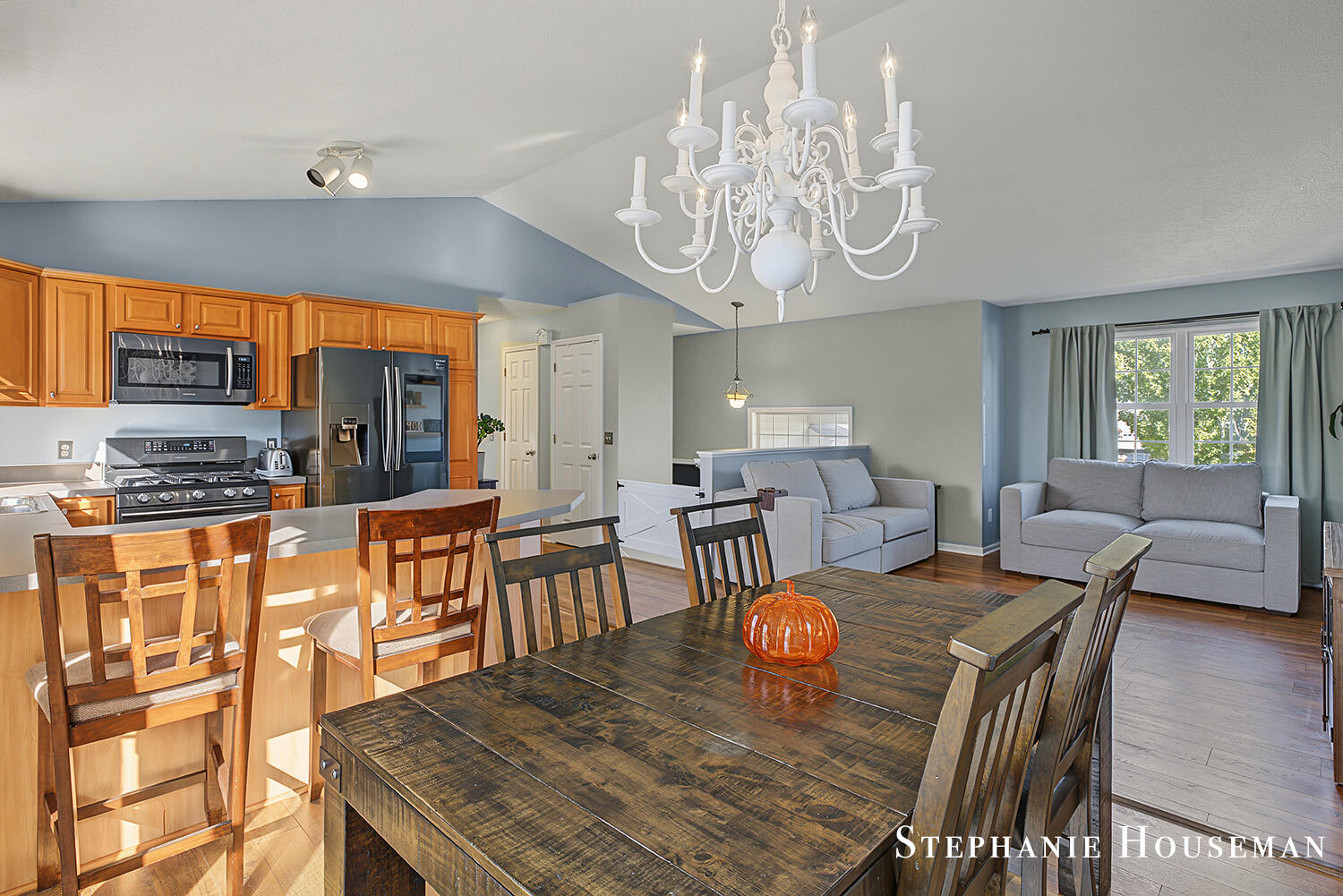 3072 Stonewood Street NW Grand Rapids MI 49504