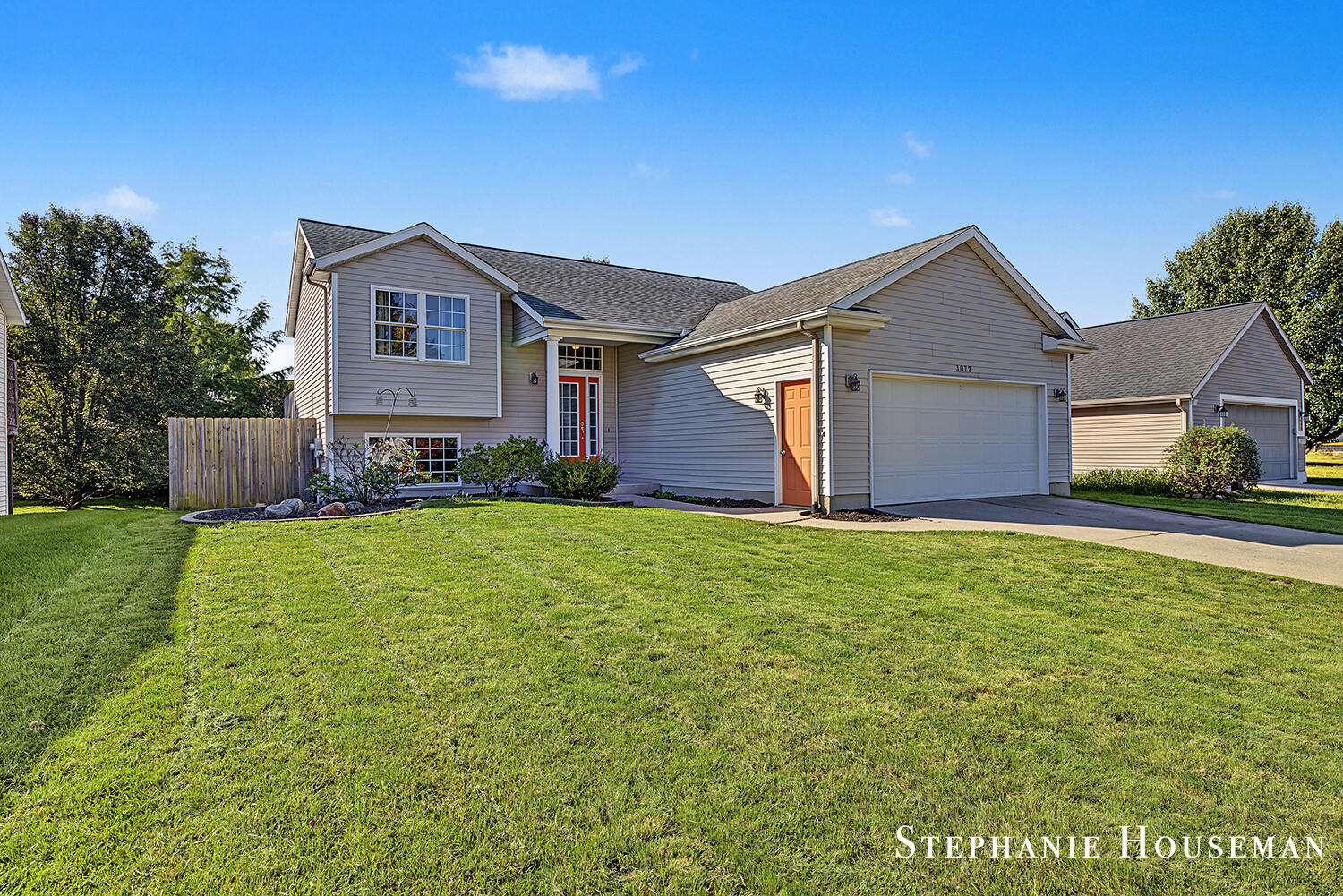 3072 Stonewood Street NW Grand Rapids MI 49504