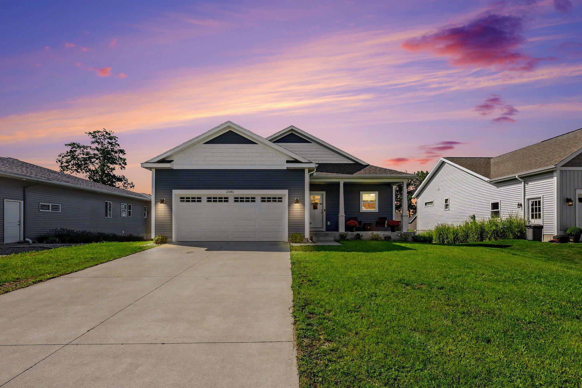 2581 Eagle Ridge Muskegon MI 49444